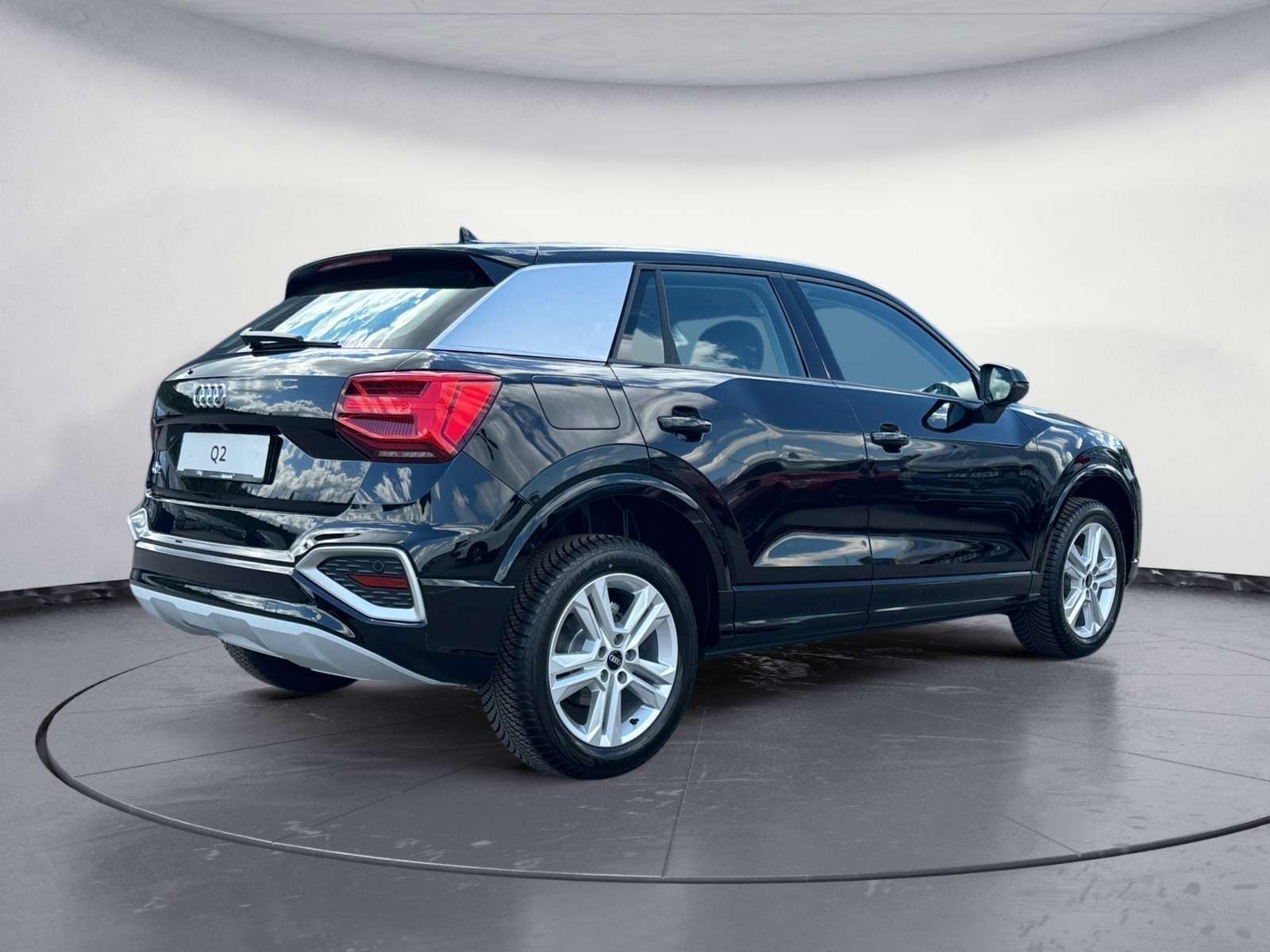 Audi - Q2 advanced 35 TFSI 110(150) kW(PS) S tronic