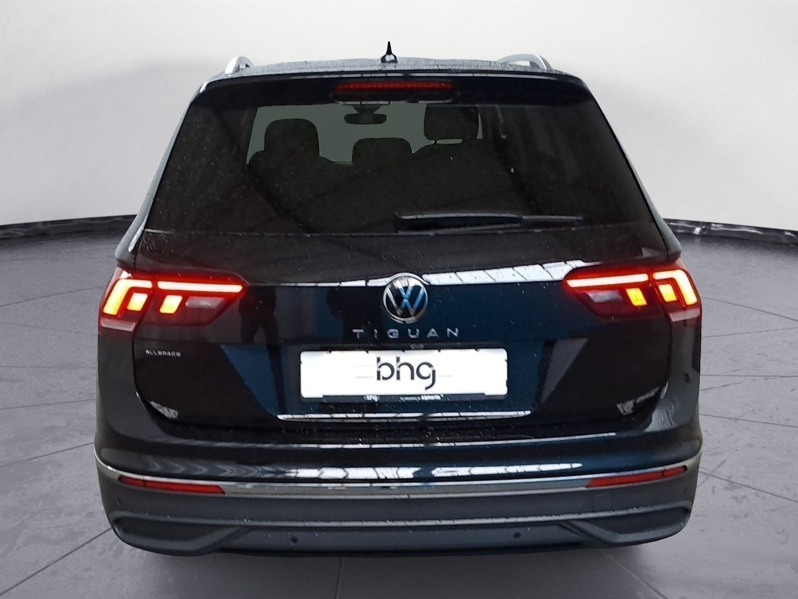 Volkswagen - Tiguan Allspace Life 2,0 l TDI SCR 110 k