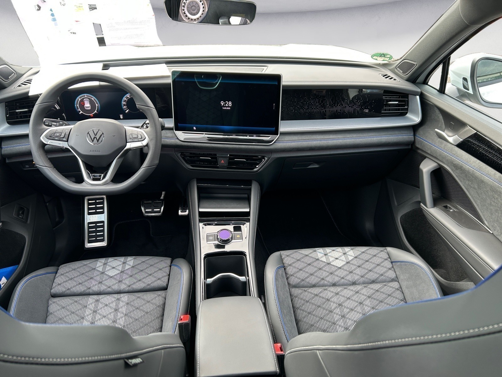 Volkswagen - Tayron R-Line 2,0 l TDI SCR 4MOTION 7-Gang-Doppelkupplungsgetrie be DSG