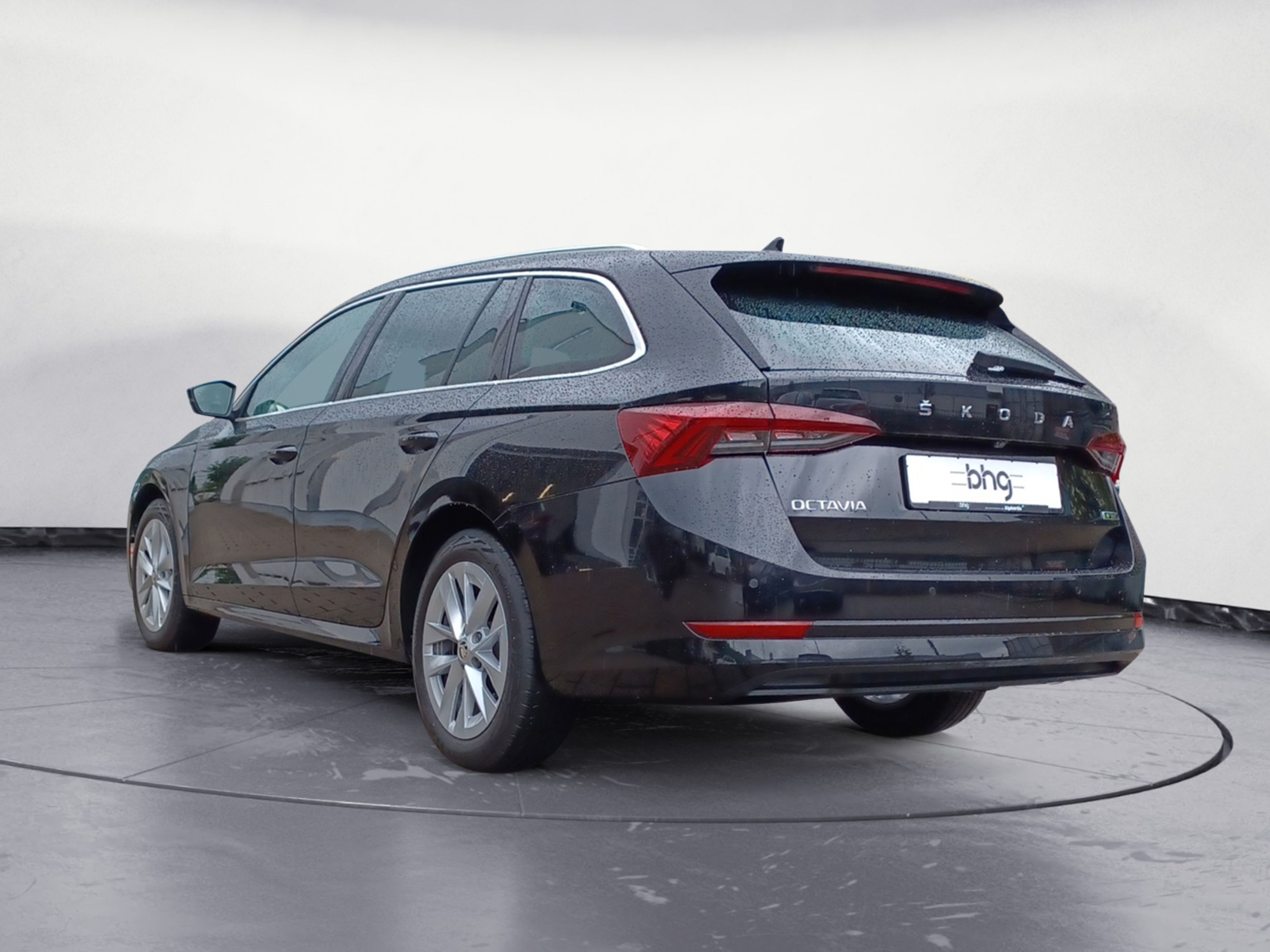 Skoda - Octavia Combi 1.0 TSI e-TEC DSG Style