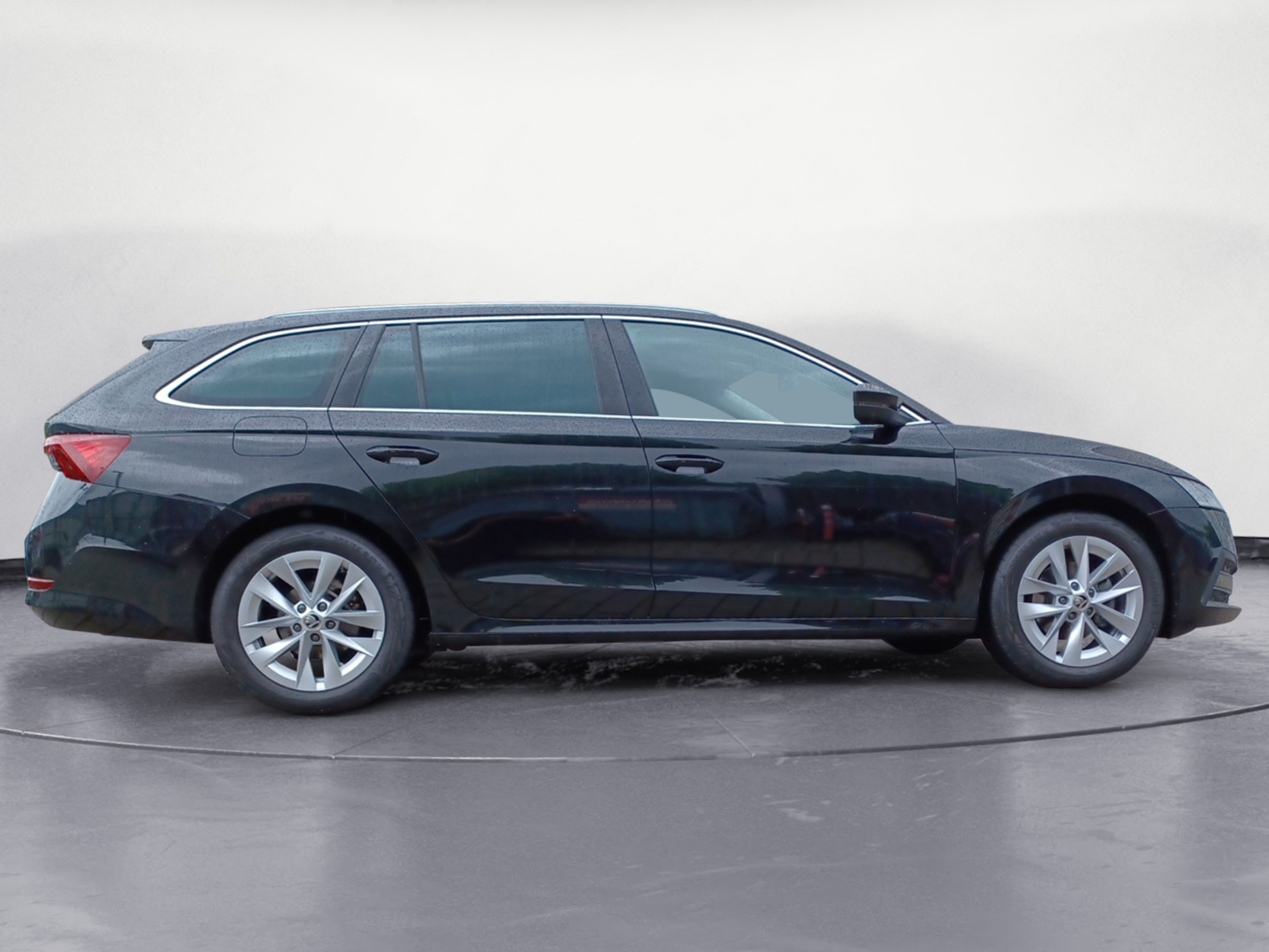 Skoda - Octavia Combi 1.0 TSI e-TEC DSG Style
