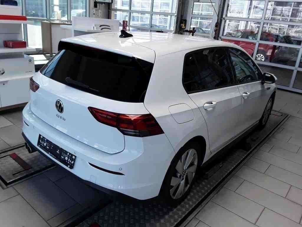 Volkswagen - Golf 2.0 TDI SCR DSG GTD