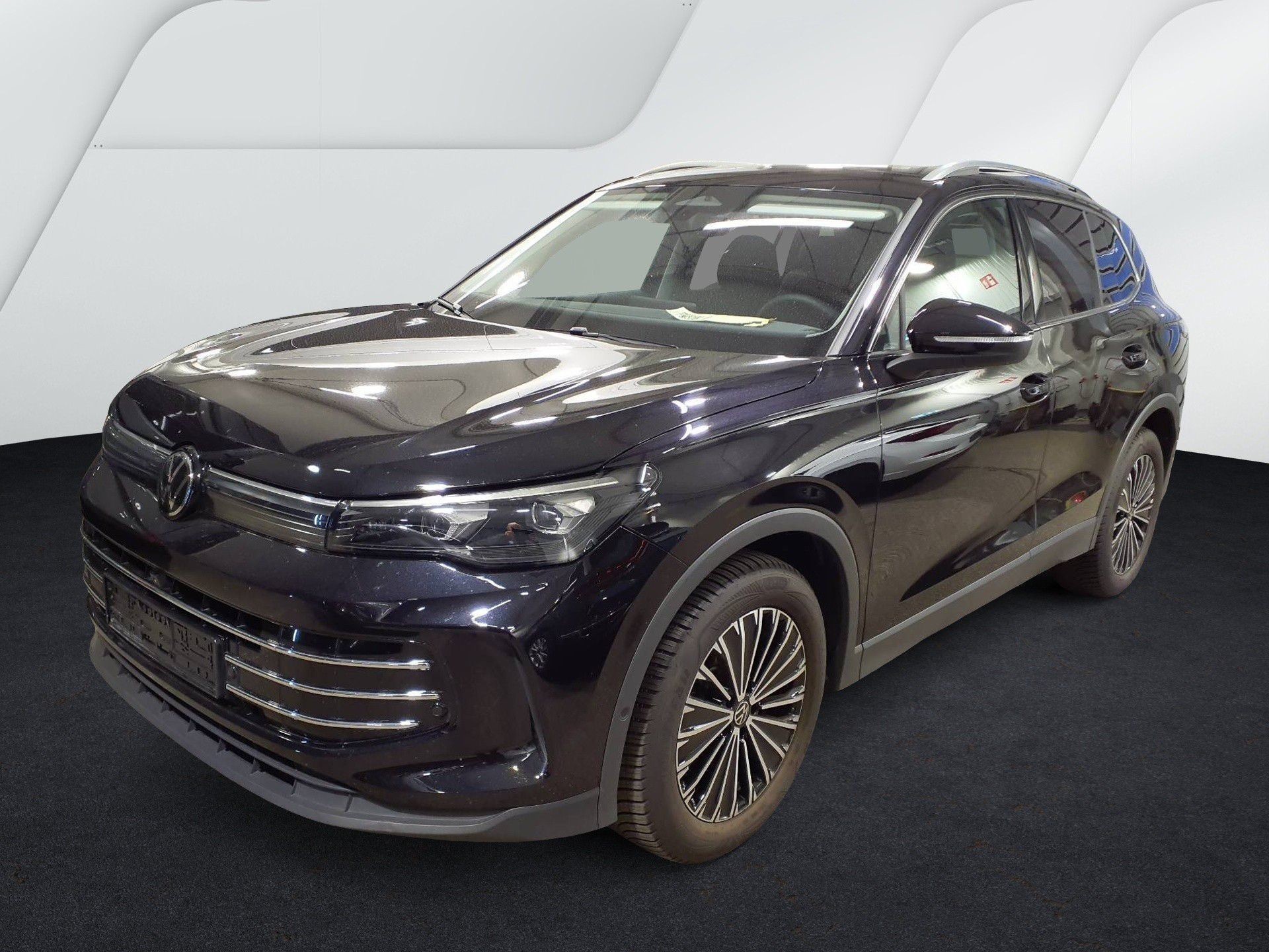 Volkswagen - Tiguan 1.5 eTSI OPF DSG Elegance
