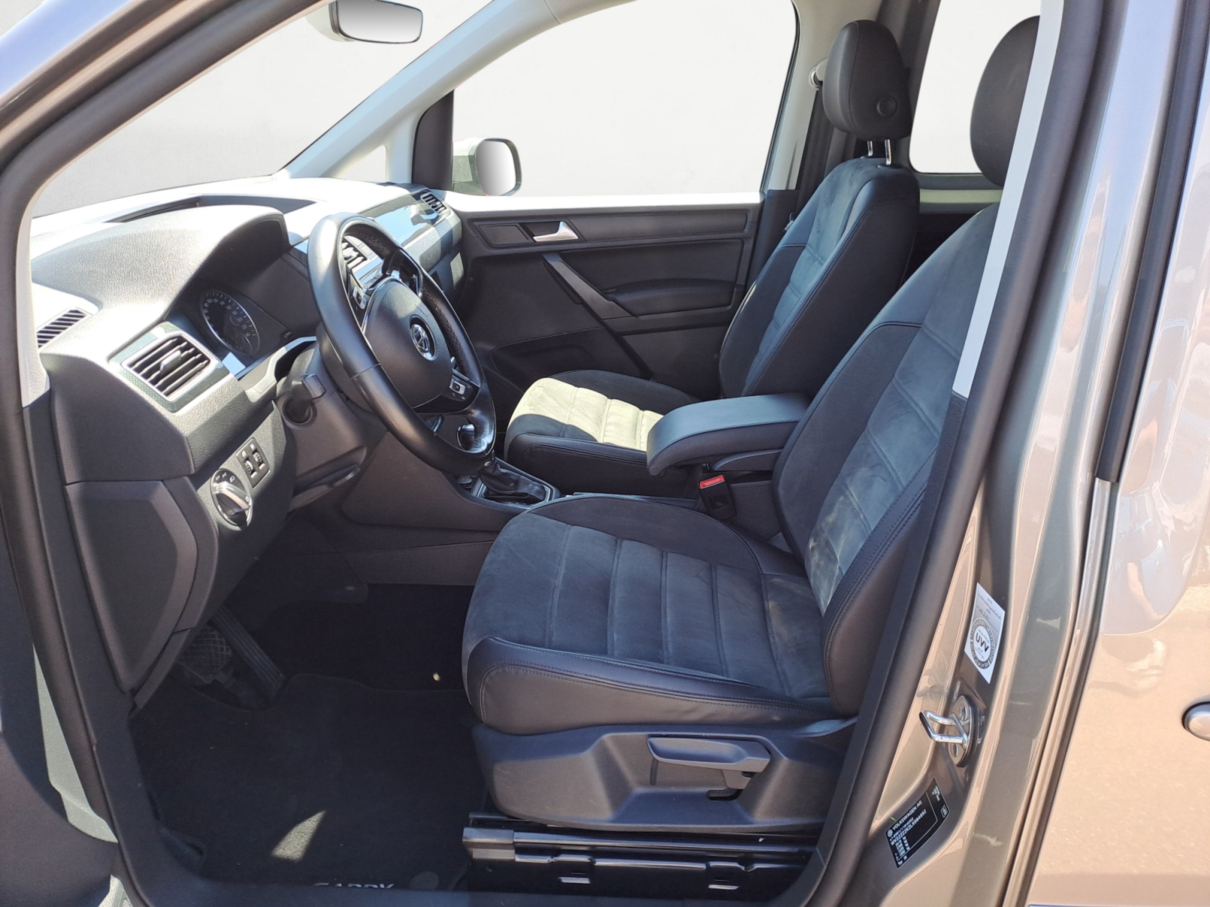 Volkswagen - Caddy 2.0 TDI (7-Si.) DSG 4MOTION Maxi Highline