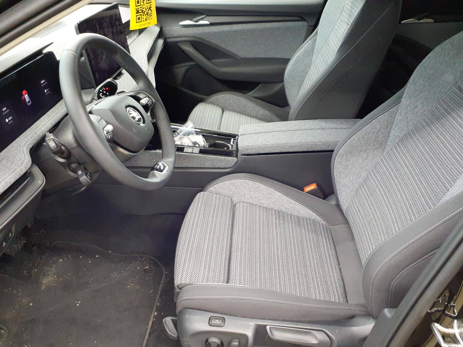 Skoda - Superb Combi Selection 2.0 TDI DSG