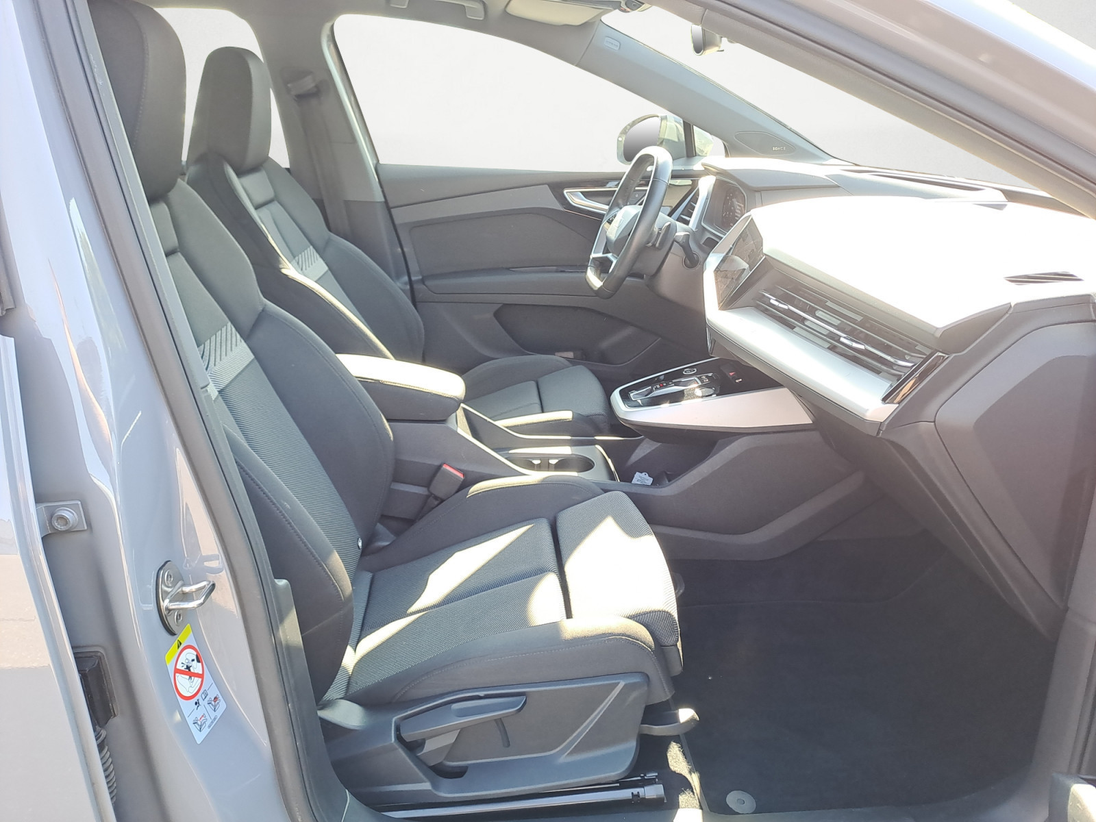 Audi - Q4 40 e-tron advanced