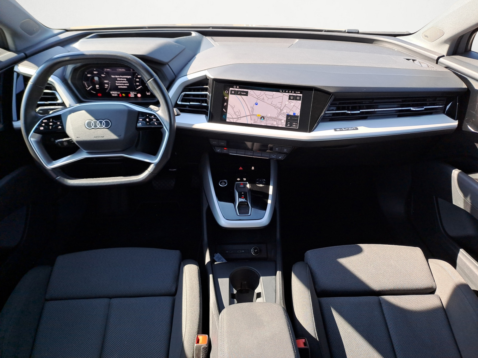 Audi - Q4 40 e-tron advanced