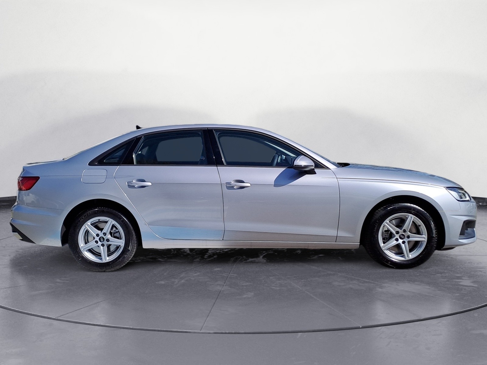 Audi - A4 Limousine 35 TDI 120(163) kW(PS)