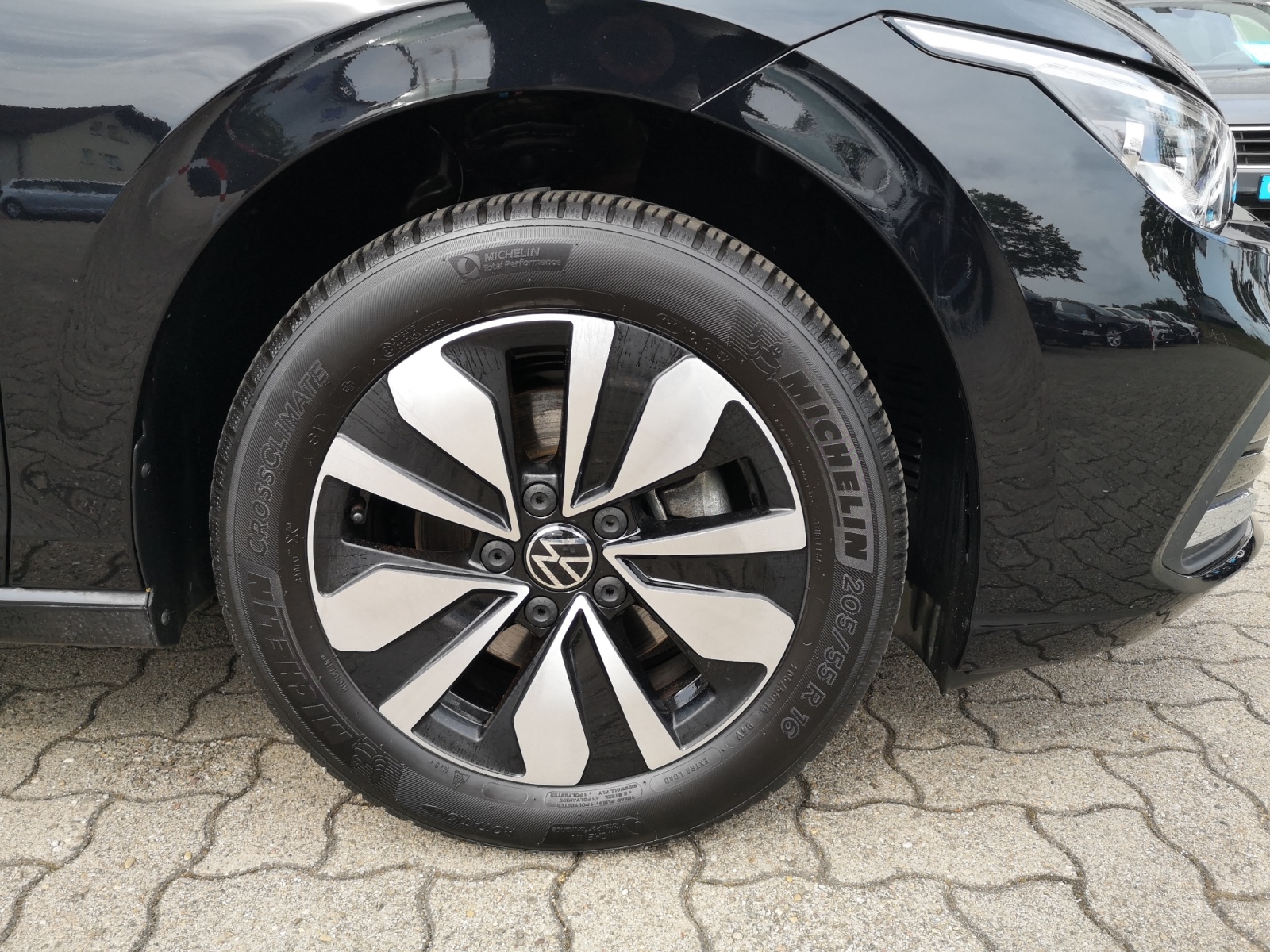 Volkswagen - Golf Variant 1.0 TSI Life