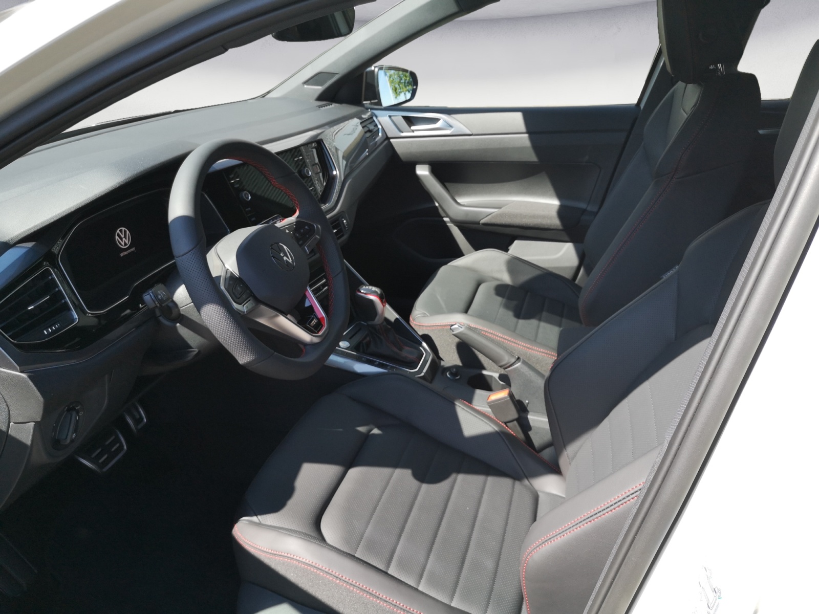 Volkswagen - Polo GTI 2.0 TSI DSG