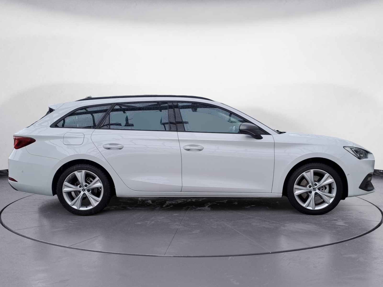 Seat - Leon Sportstourer 2.0 TDI DSG FR