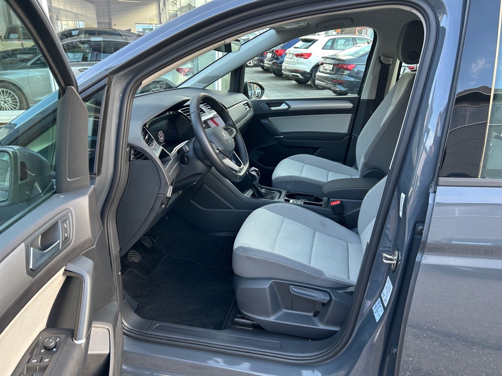 Volkswagen - Touran 1.5 TSI ACT OPF Comfortline