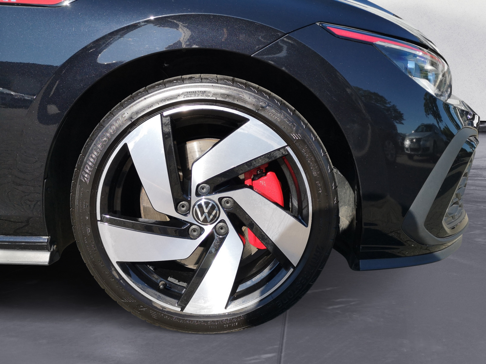 Volkswagen - Golf GTI 2.0 TSI