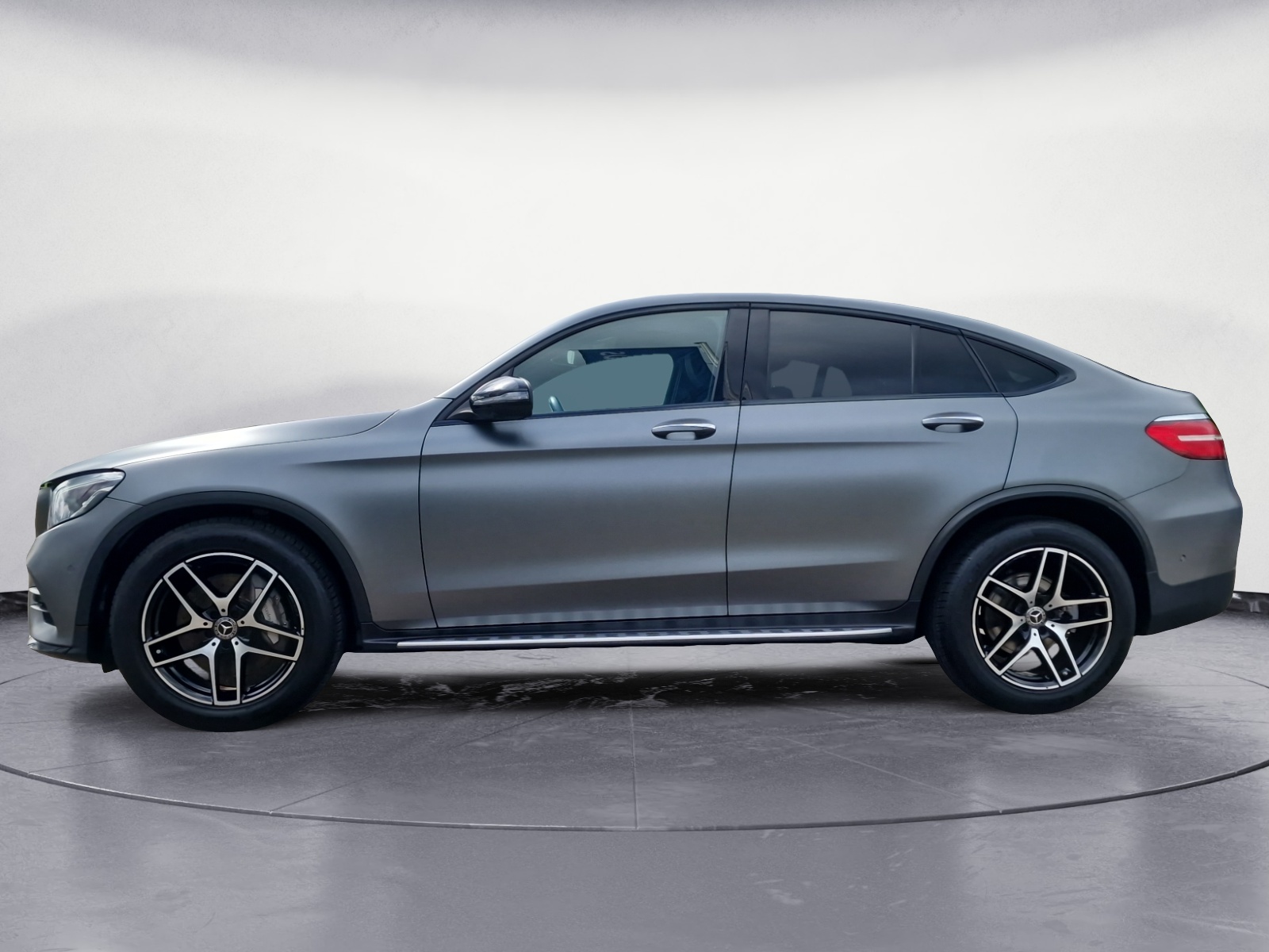 Mercedes-Benz - GLC 300 COUPE Leder AMG Optik