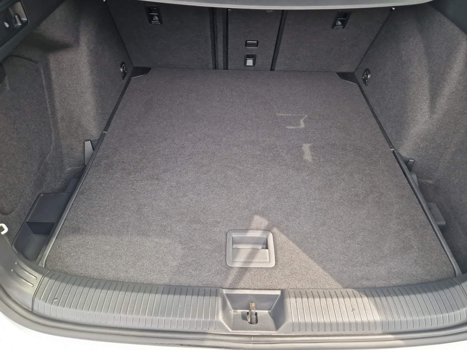 Volkswagen - Golf Variant 2.0 TSI OPF 4Motion DSG R