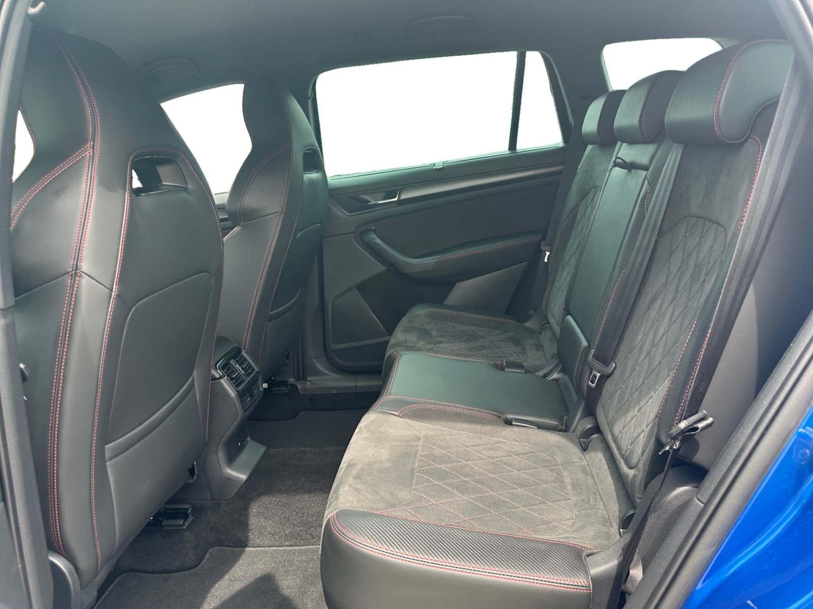 Skoda - Kodiaq 2.0 TSI 4x4 DSG RS