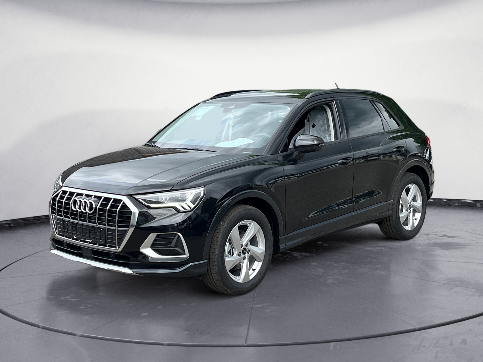 Audi - Q3 advanced