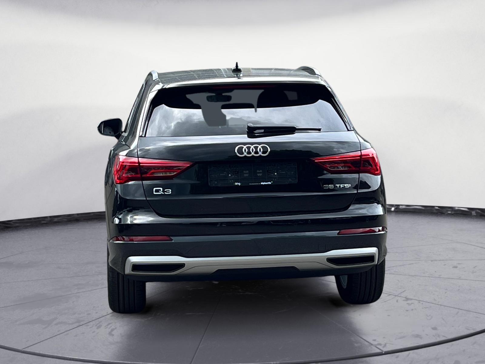 Audi - Q3 advanced