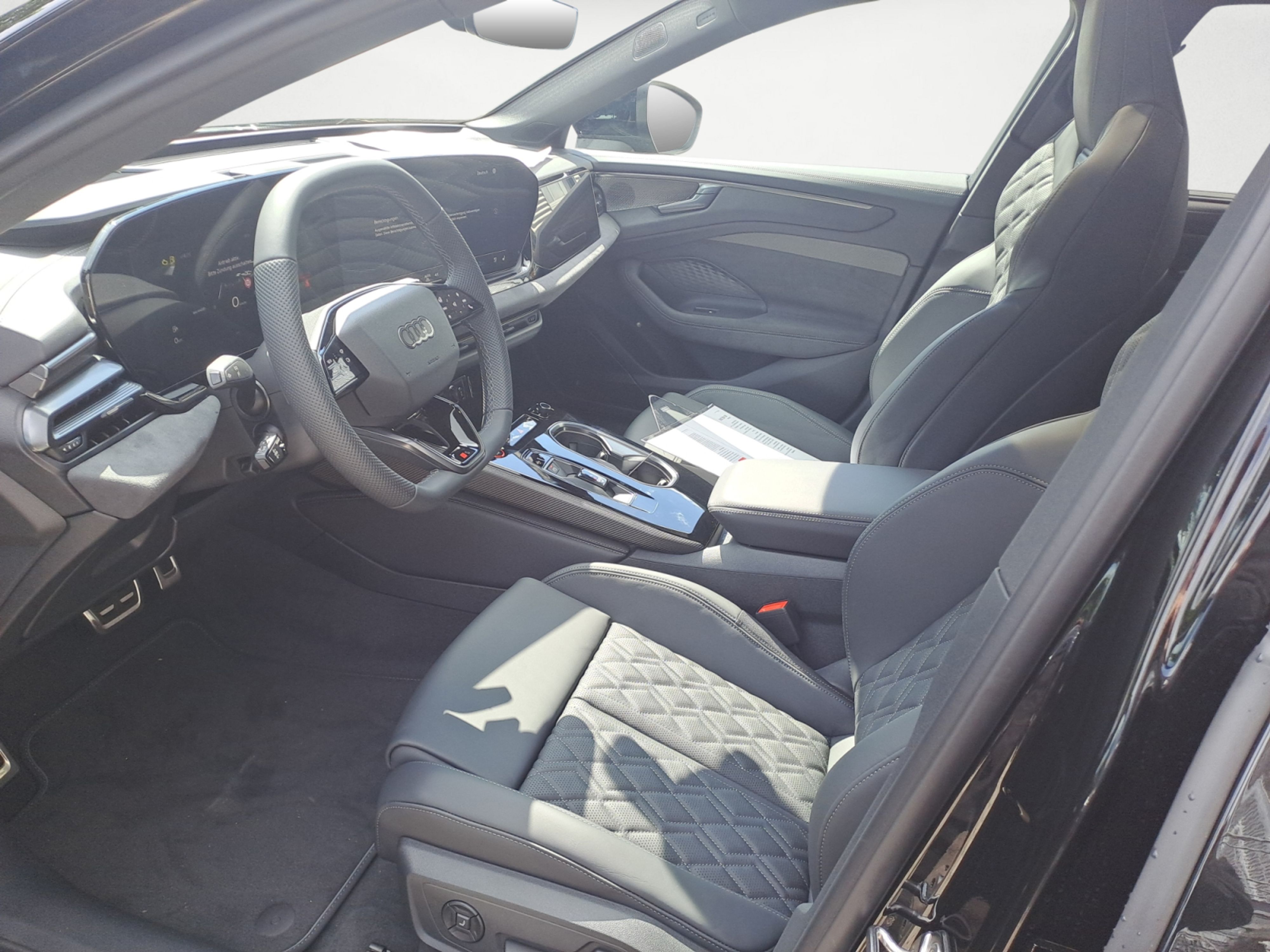 Audi - A6 Avant TFSI S tronic
