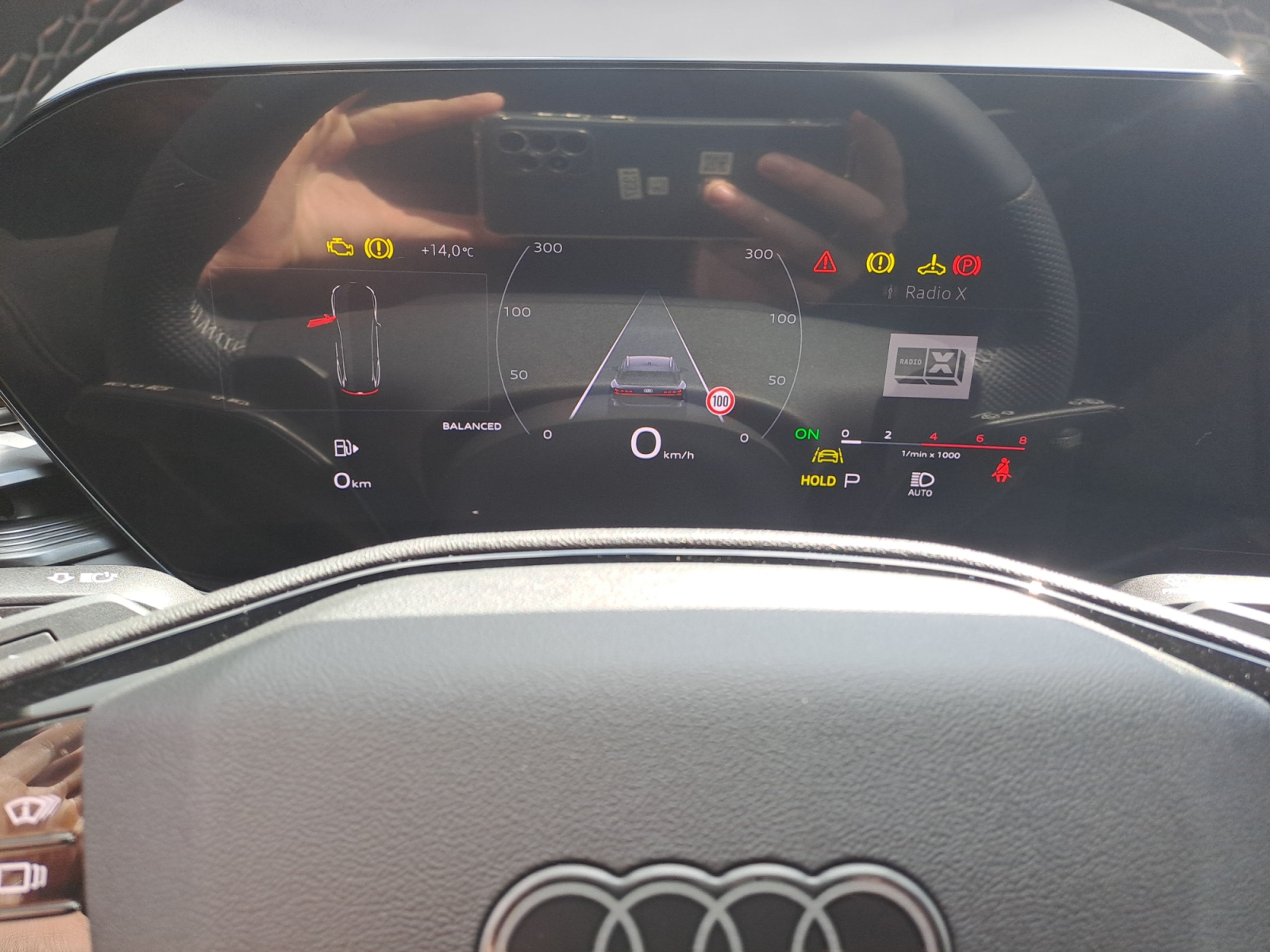Audi - A6 Avant TFSI S tronic