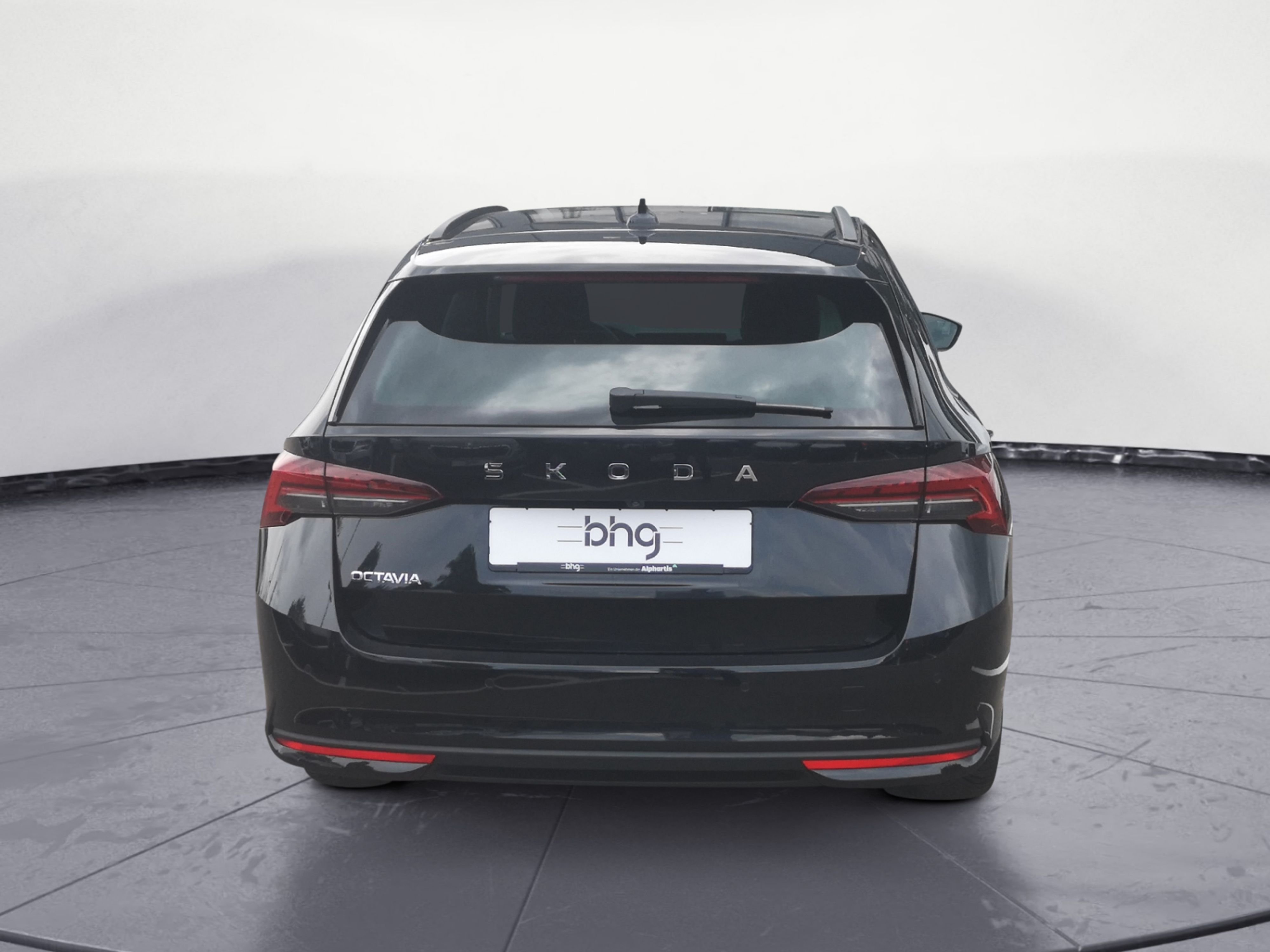 Skoda - Octavia Combi Selection 1.5 TSI mHEV DSG