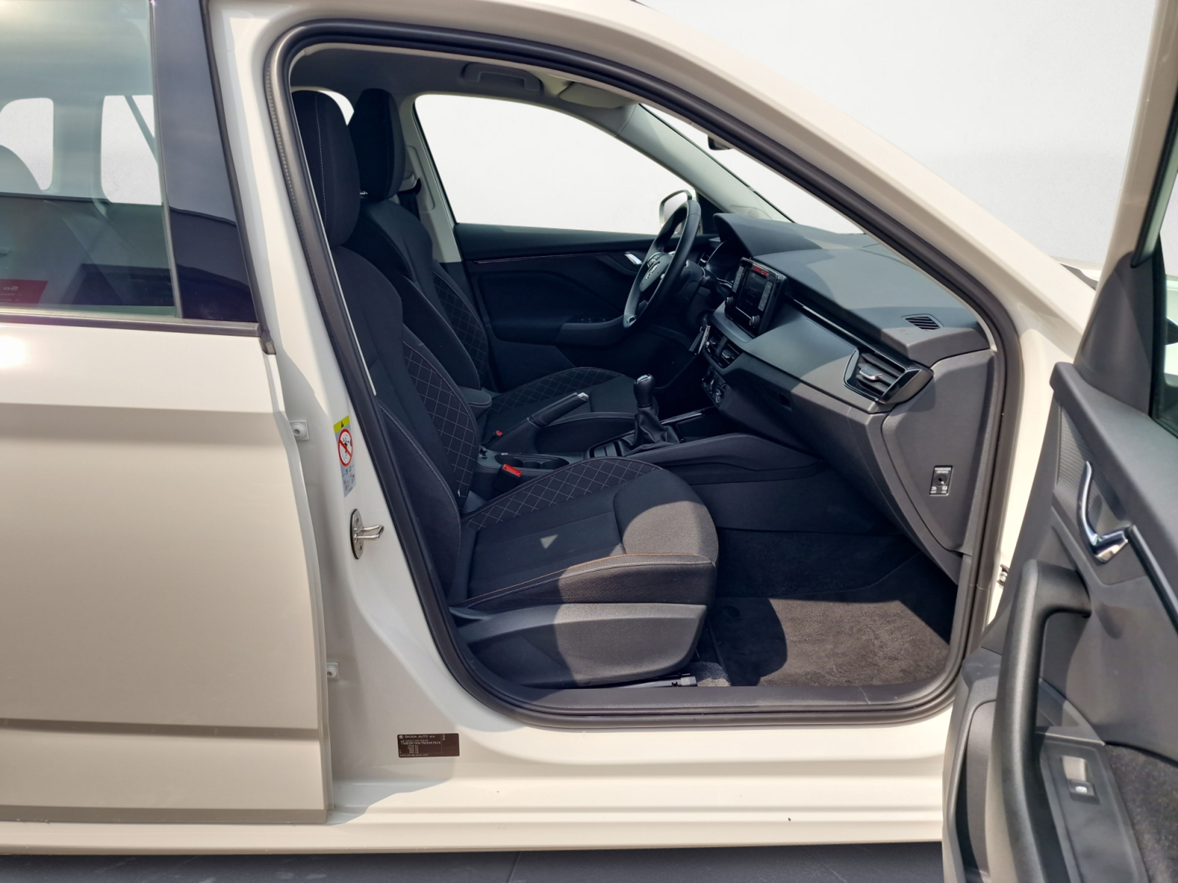 Skoda - Kamiq Ambition 1,0 TSI 6-Gang
