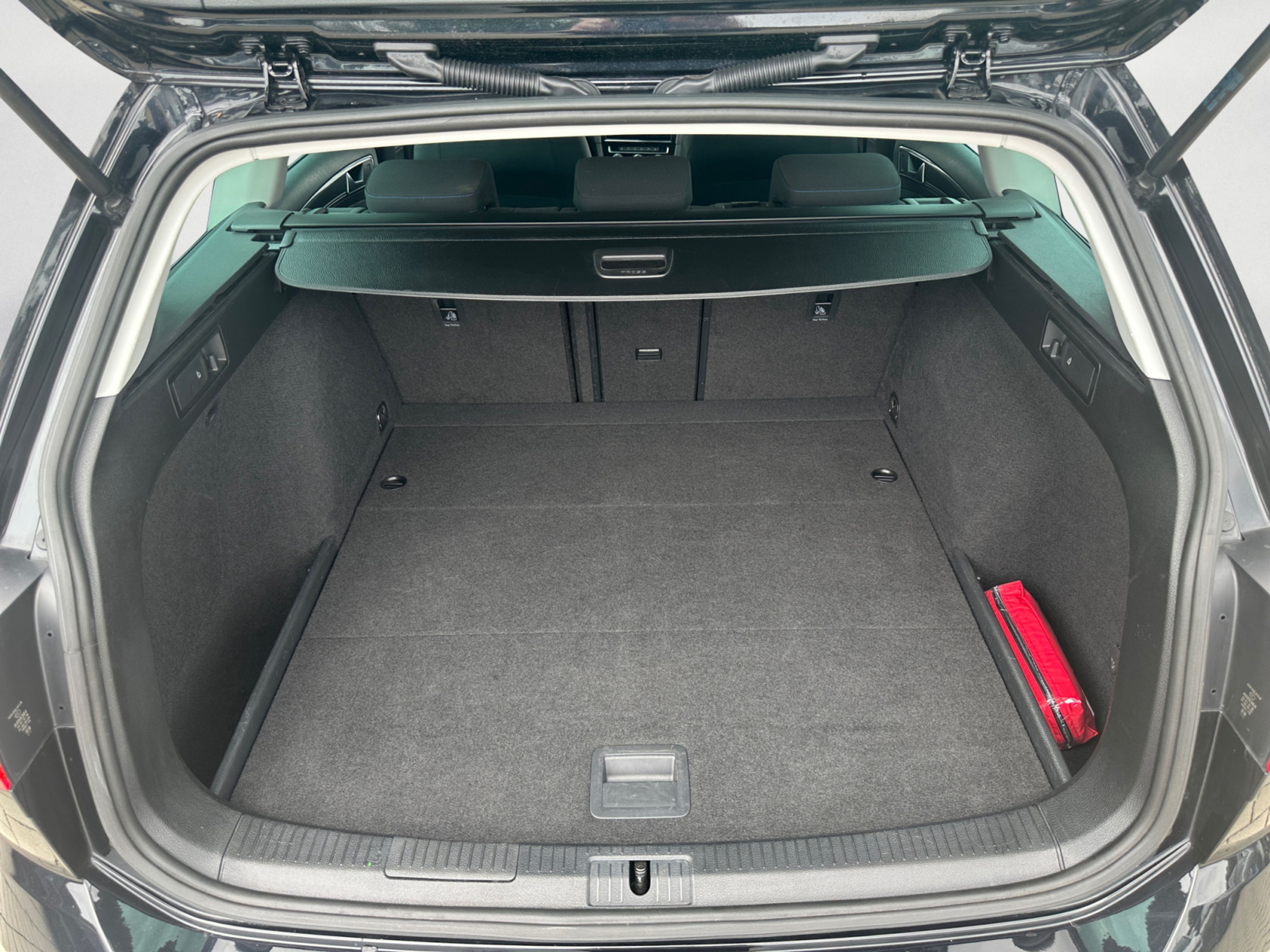 Volkswagen - Golf Variant 2.0 TDI SCR DSG United