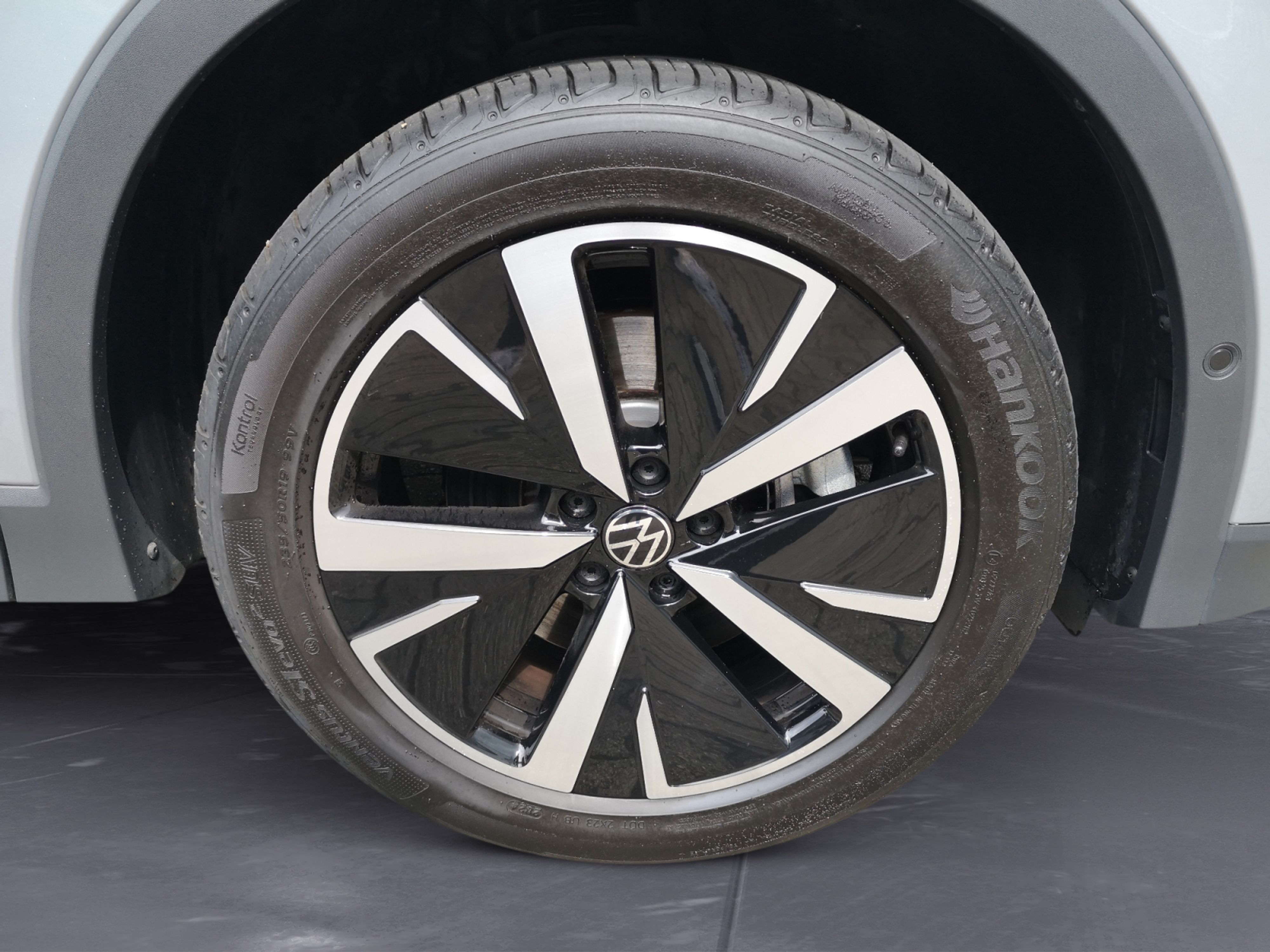 Volkswagen - Tiguan 1.5 eHybrid DSG Elegance