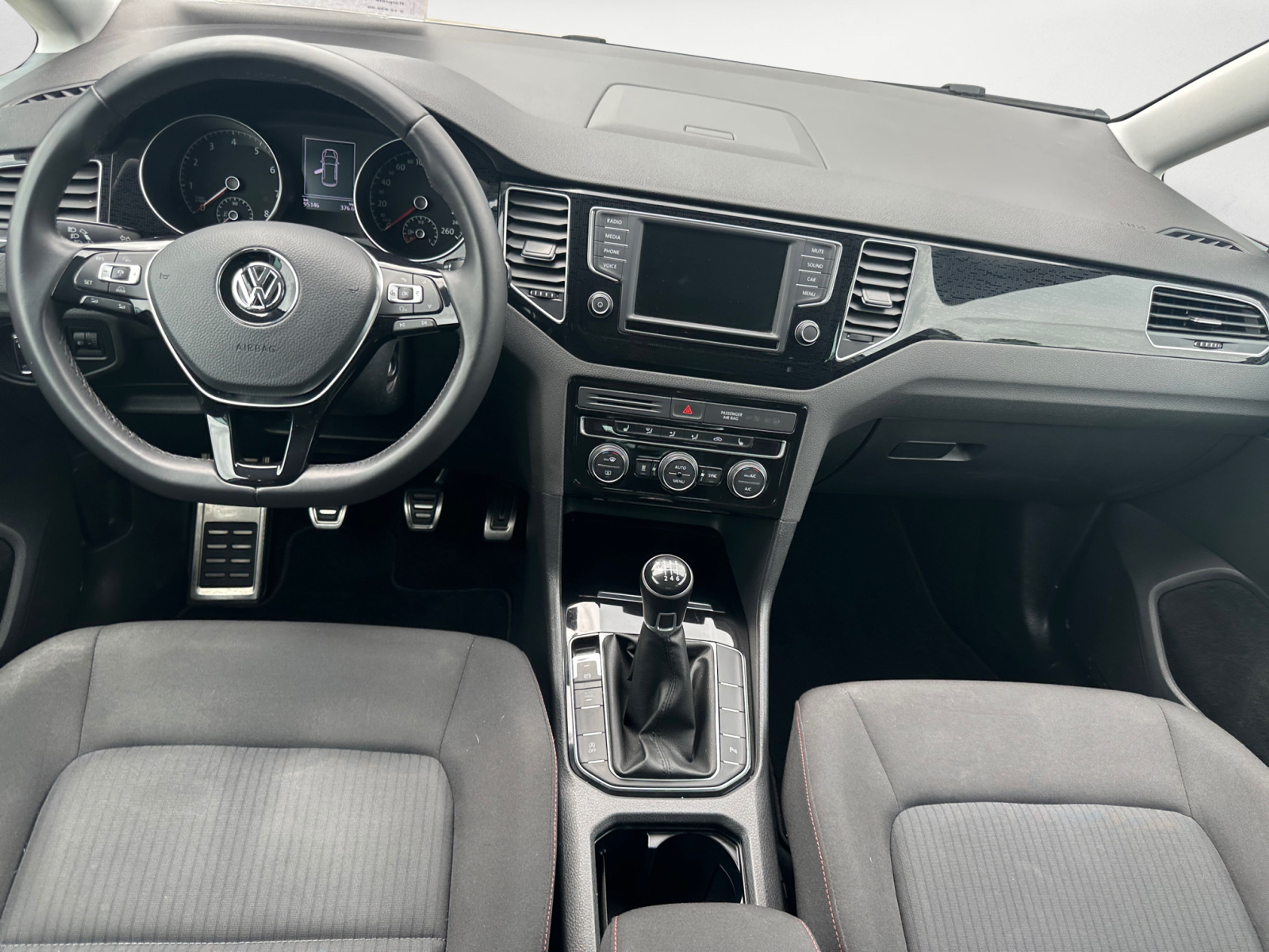 Volkswagen - Golf Sportsvan 1.2 TSI Comfortline Standheizung