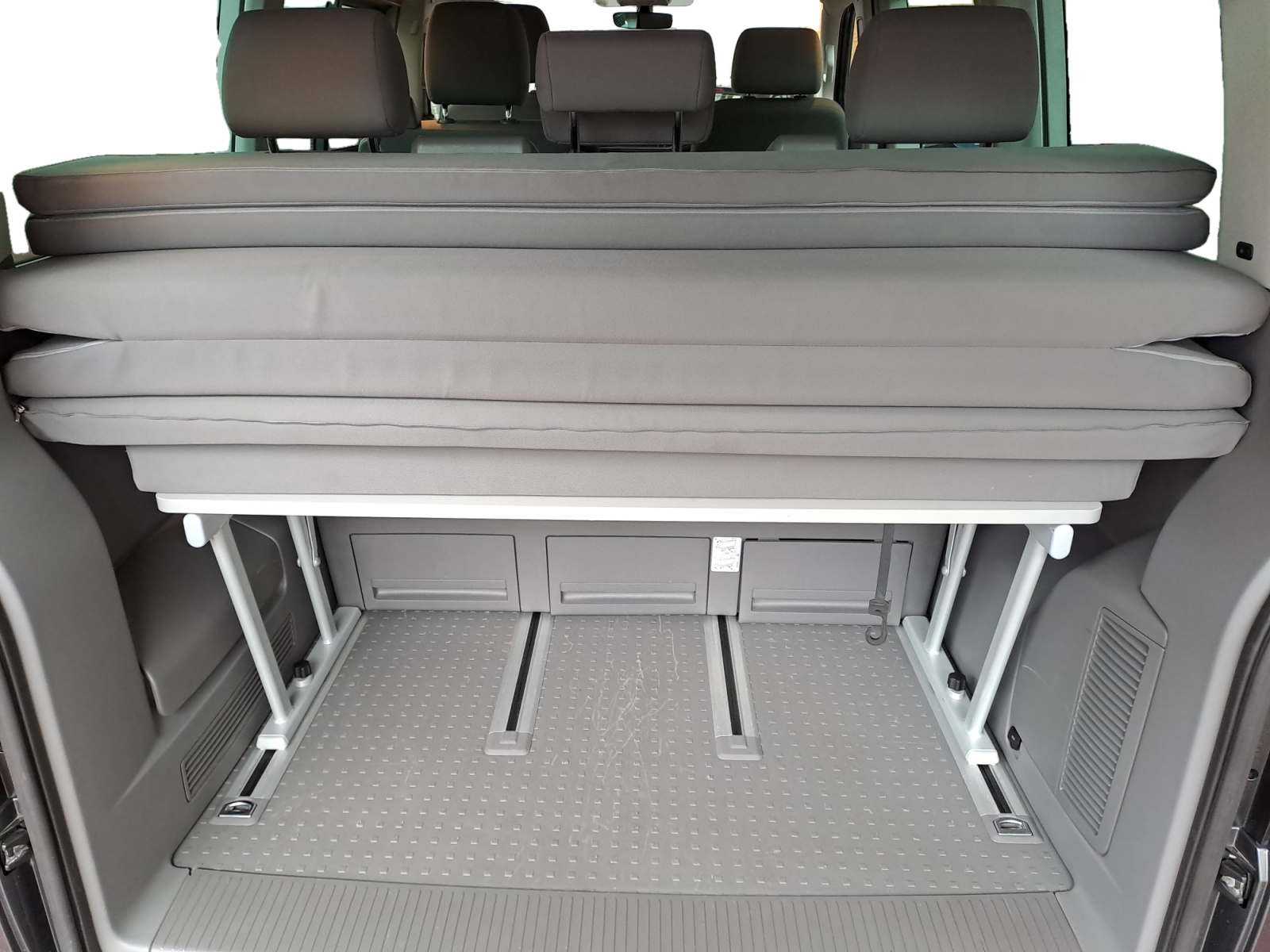 Volkswagen - T6 California Beach Camper
