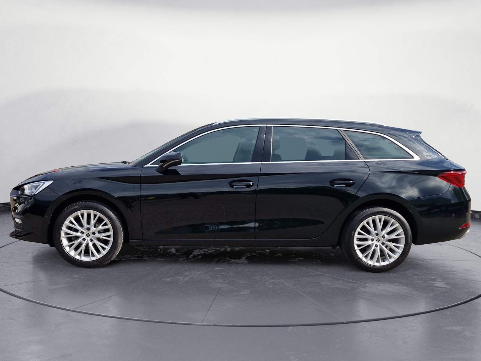 Seat - Leon Sportstourer 1.5 eTSI ACT OPF DSG Xcellence