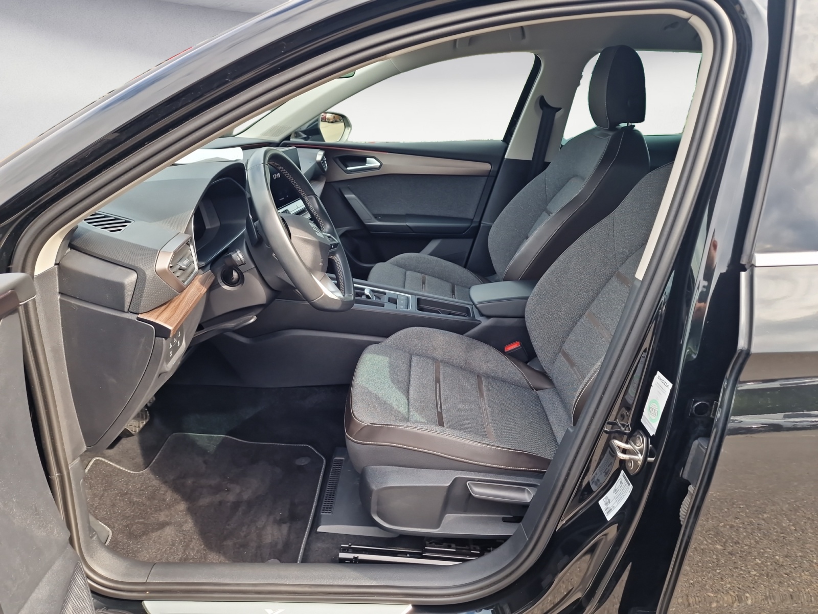Seat - Leon Sportstourer 1.5 eTSI ACT OPF DSG Xcellence