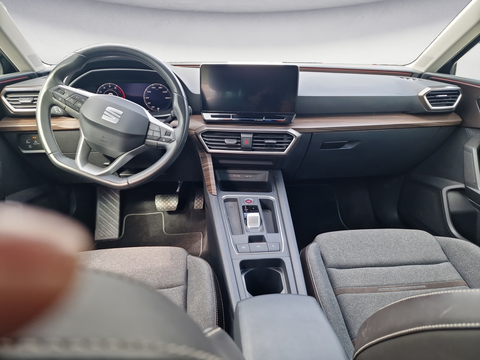 Seat - Leon Sportstourer 1.5 eTSI ACT OPF DSG Xcellence