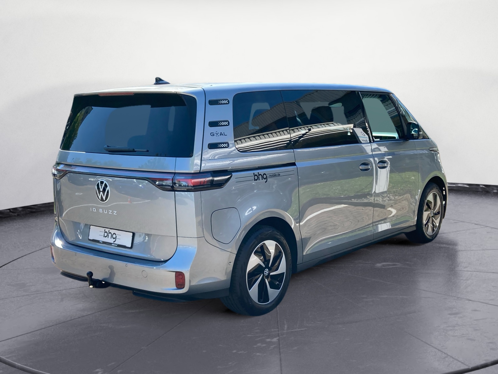 Volkswagen - ID. Buzz Pro langer Radstand   Heckantrieb 1-Gang-Automatik Radst. 3239 mm