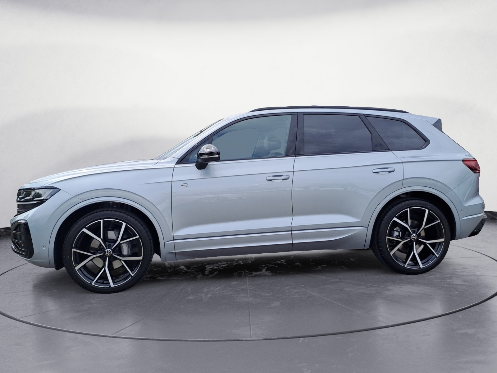 Volkswagen - Touareg R-Line 3,0 l V6 TDI SCR 4MOTION 8-Gang-Automatik (Tiptro nic)