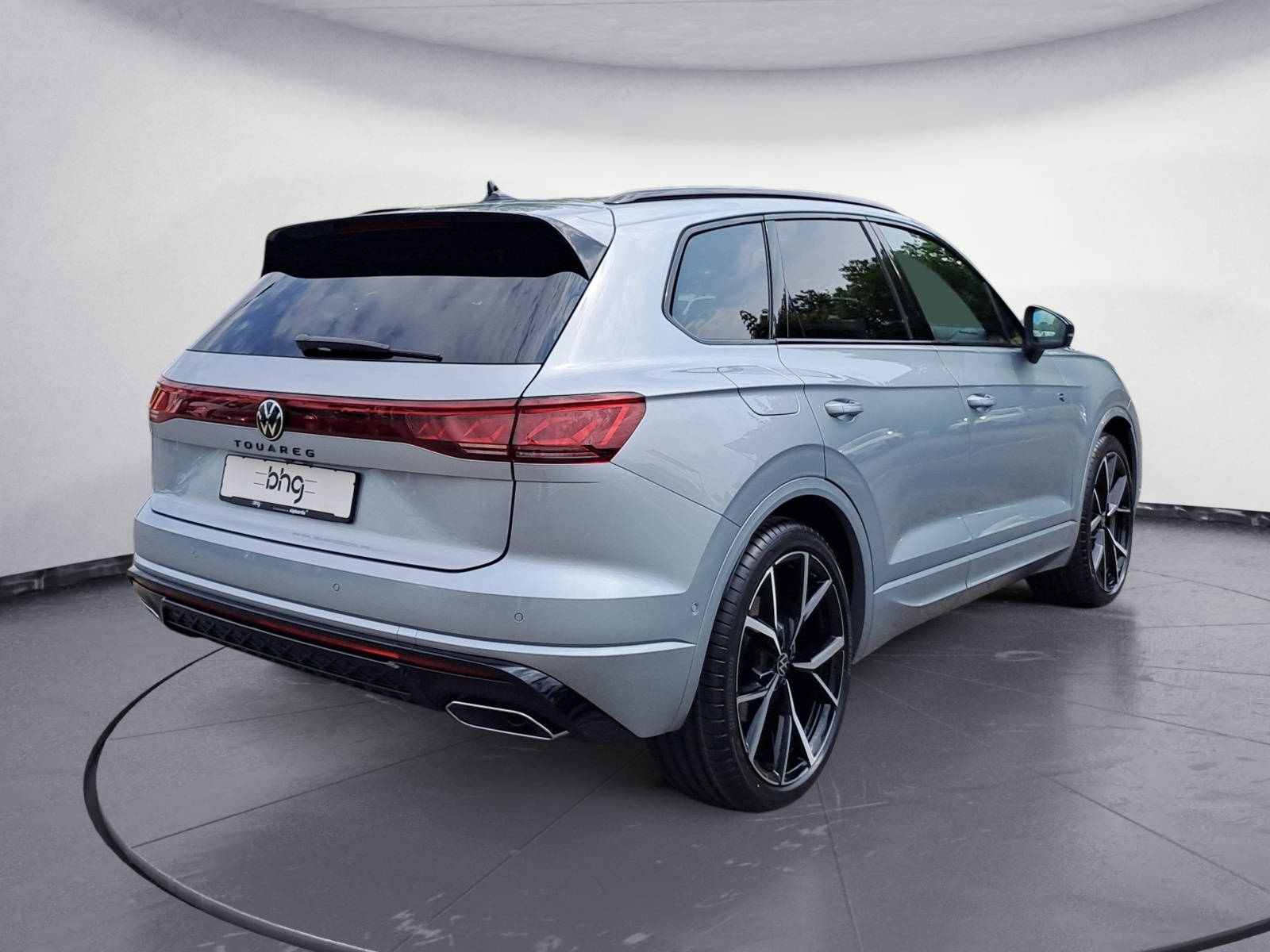Volkswagen - Touareg R-Line 3,0 l V6 TDI SCR 4MOTION 8-Gang-Automatik (Tiptro nic)
