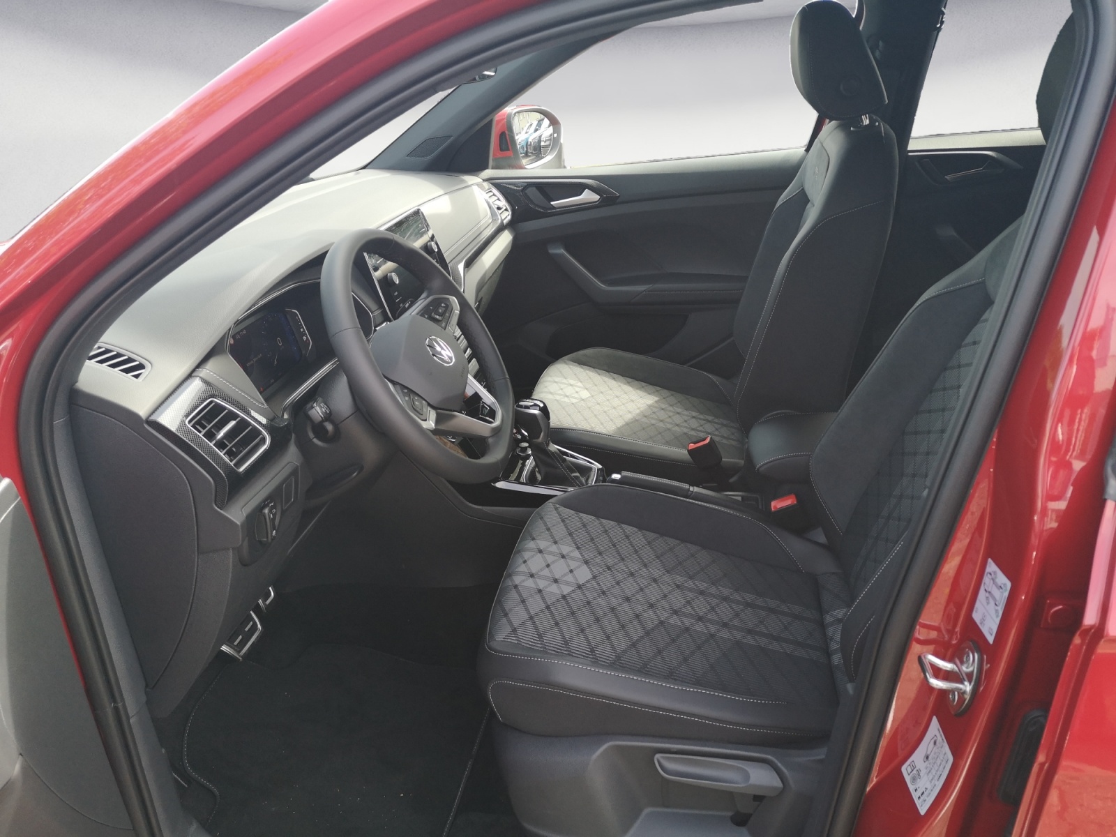 Volkswagen - T-Cross R-Line 1.0 TSI DSG