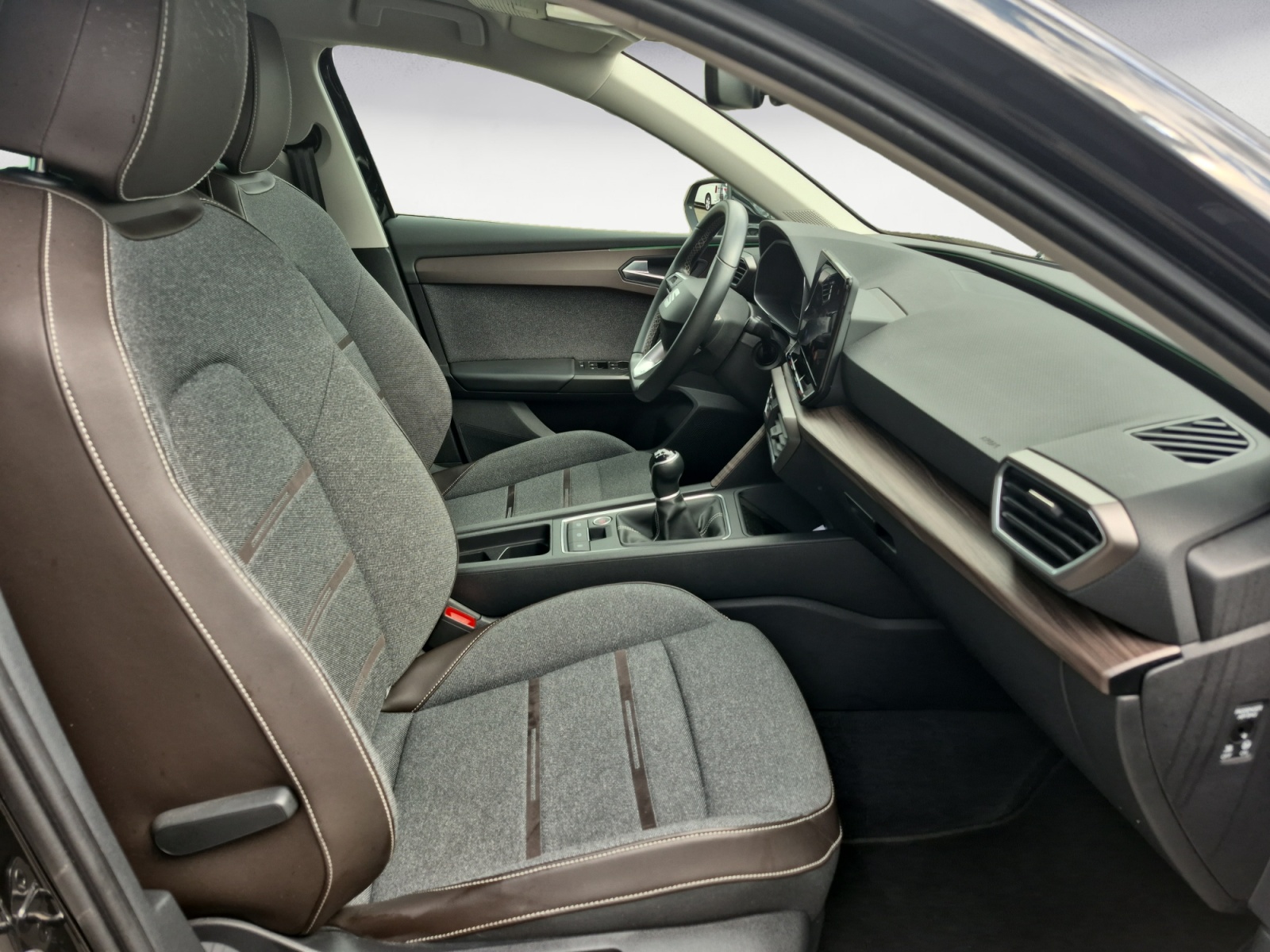 Seat - Leon 1.5 TSI ACT OPF Xcellence