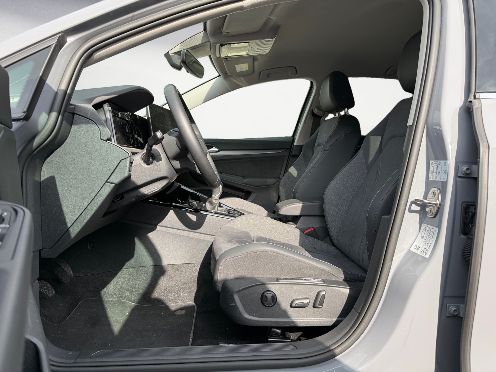 Volkswagen - Golf Style 1.5 TSI OPF Memory, LED,