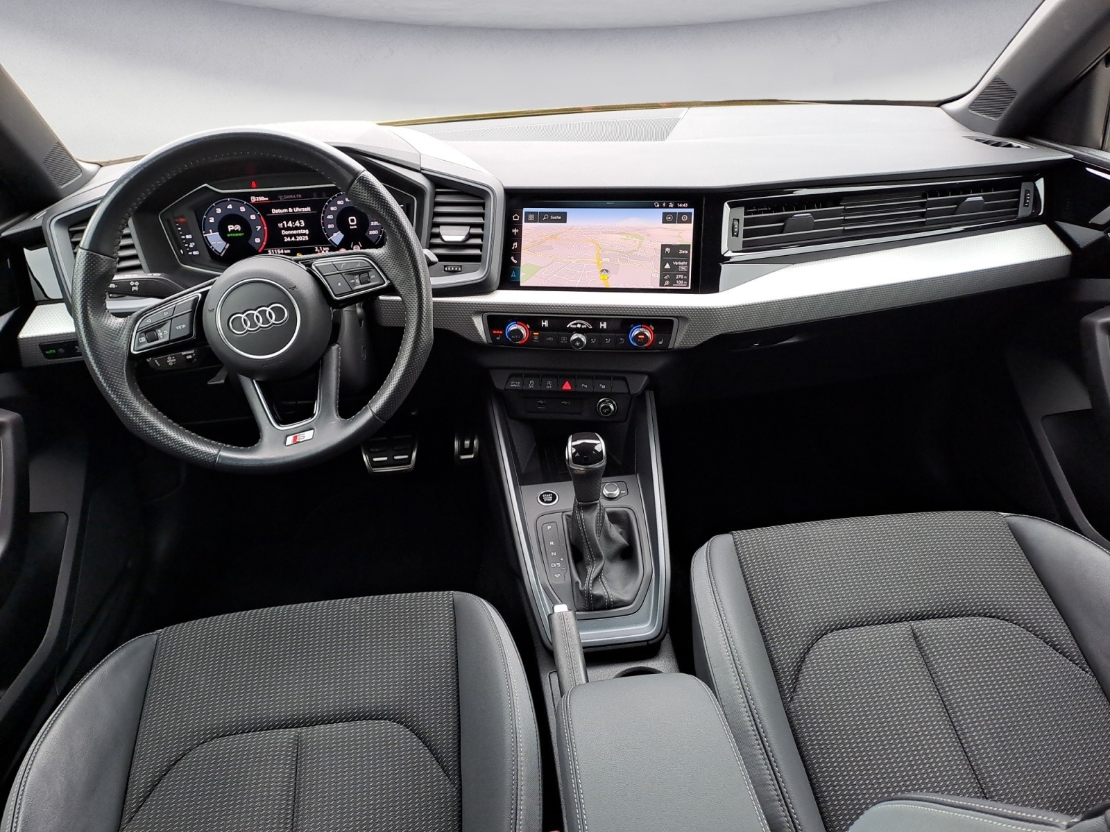 Audi - A1 40 TFSI Sportback S tronic S line