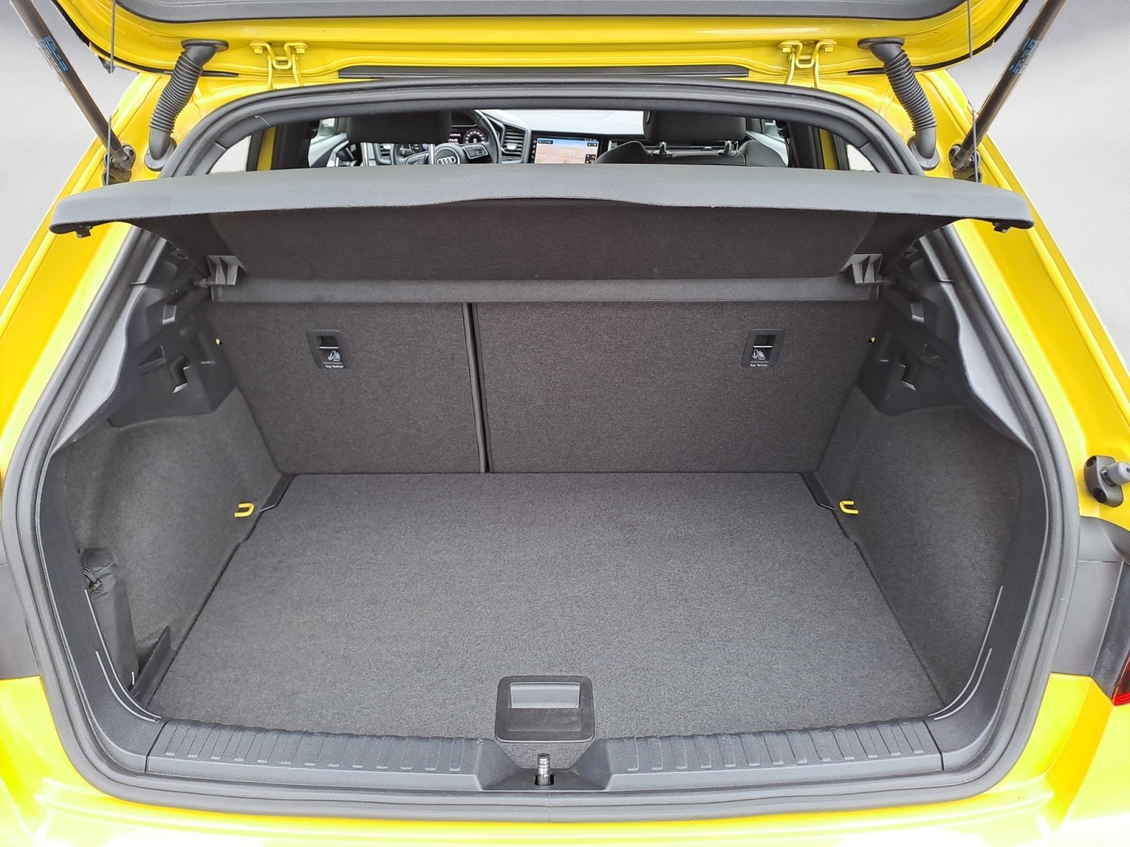 Audi - A1 40 TFSI Sportback S tronic S line