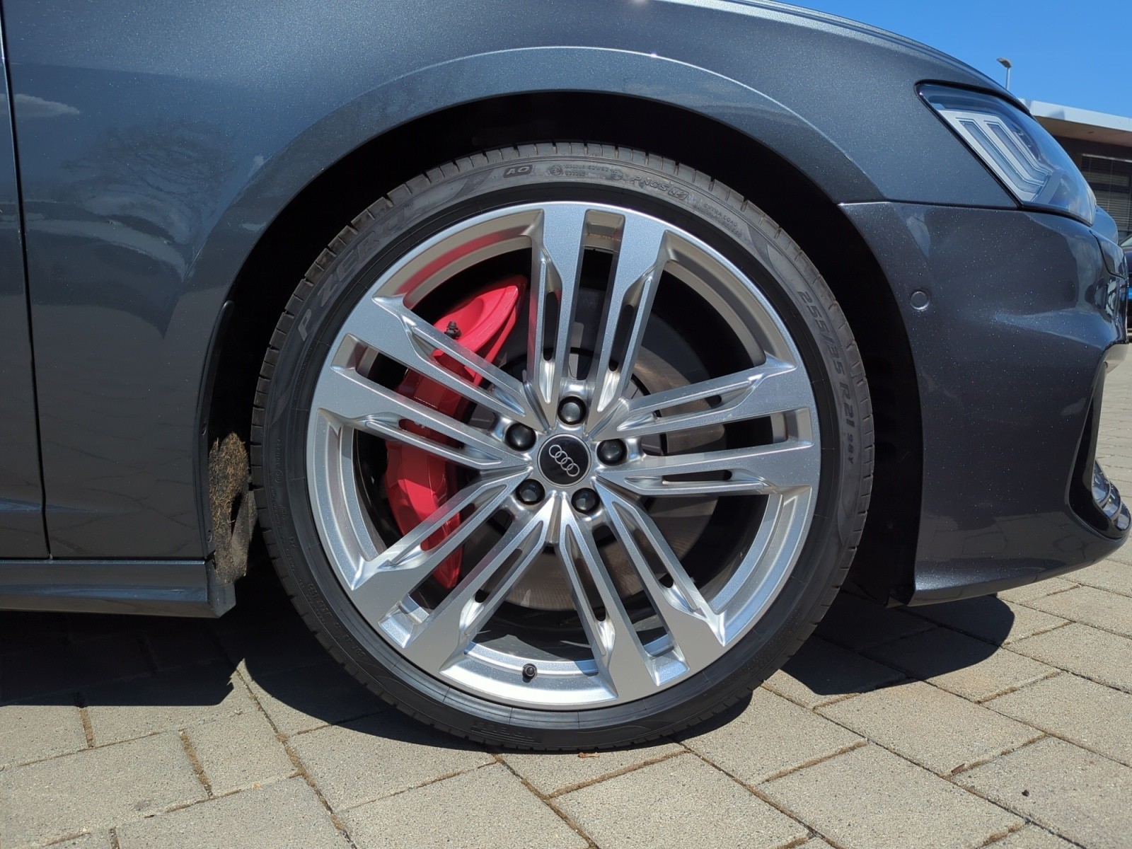 Audi - S6 Avant TDI quattro V6 tiptronic