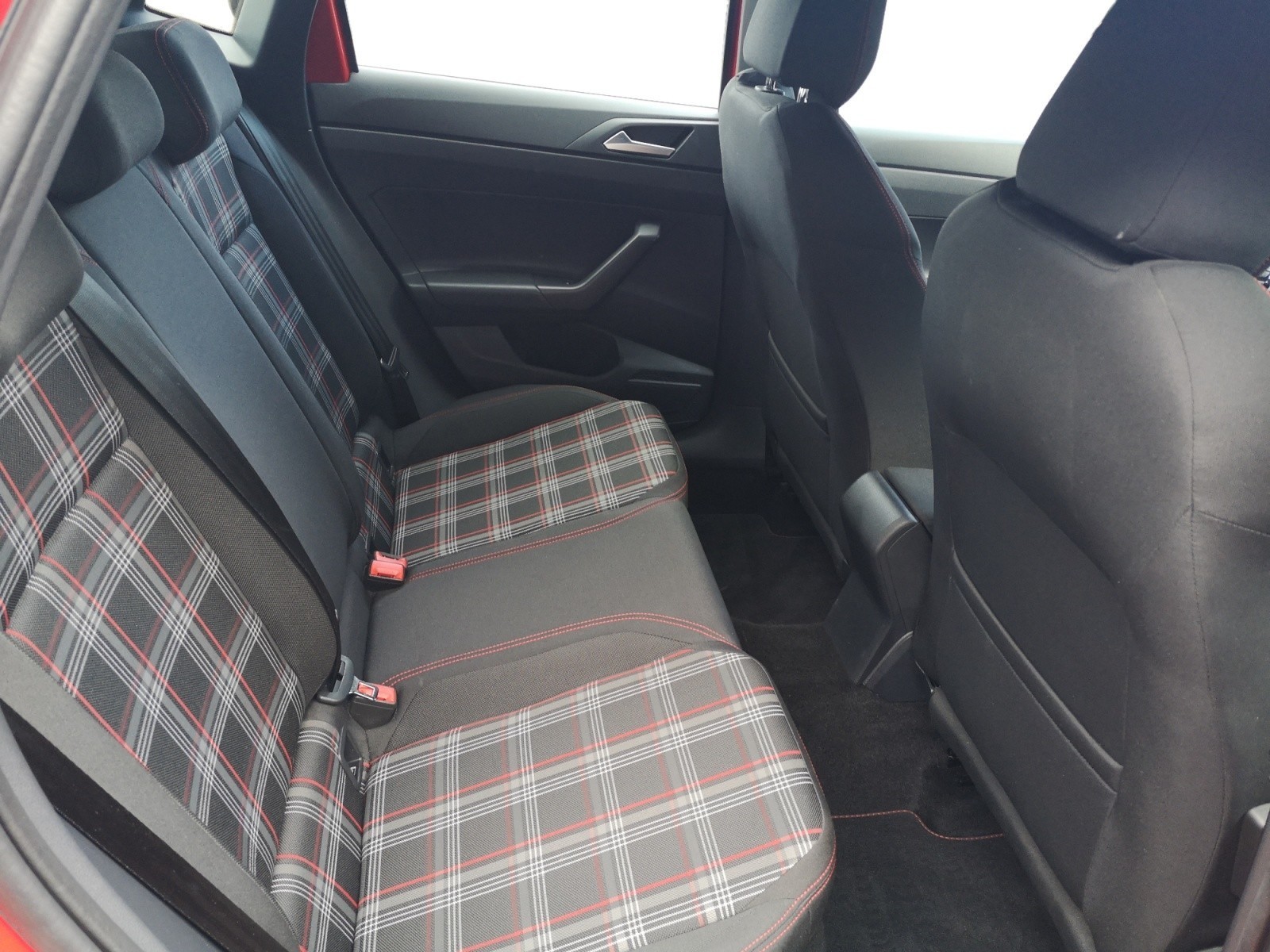 Volkswagen - Polo GTI 2.0 TSI DSG