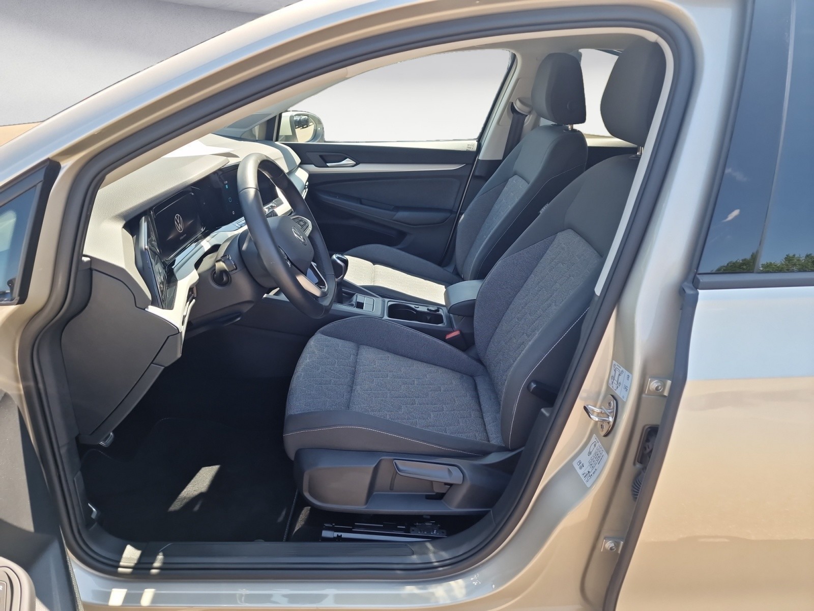 Volkswagen - Golf 1.5 TSI OPF Life