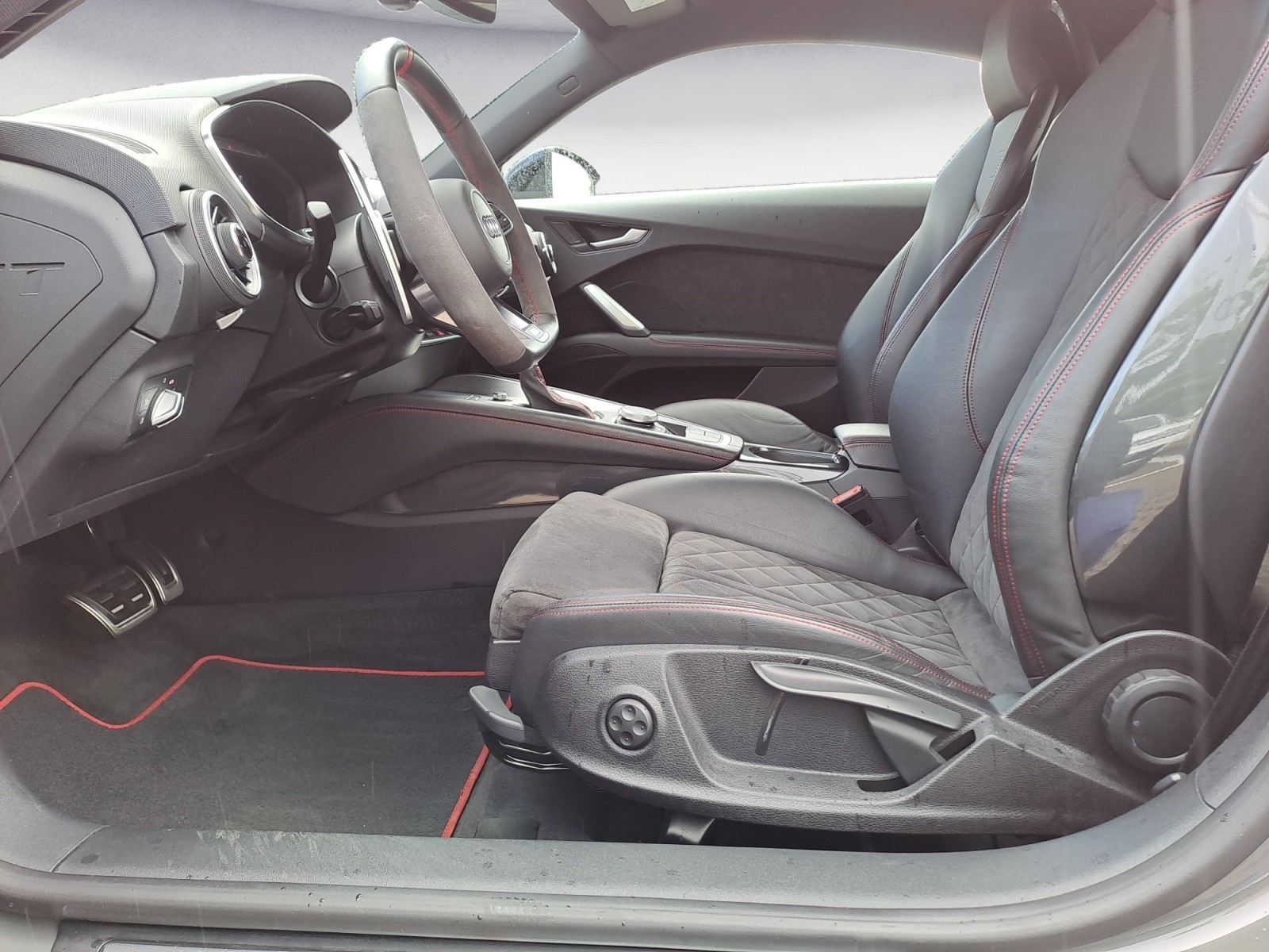 Audi - TT Coupé 40 TFSI 145(197) kW(PS) S