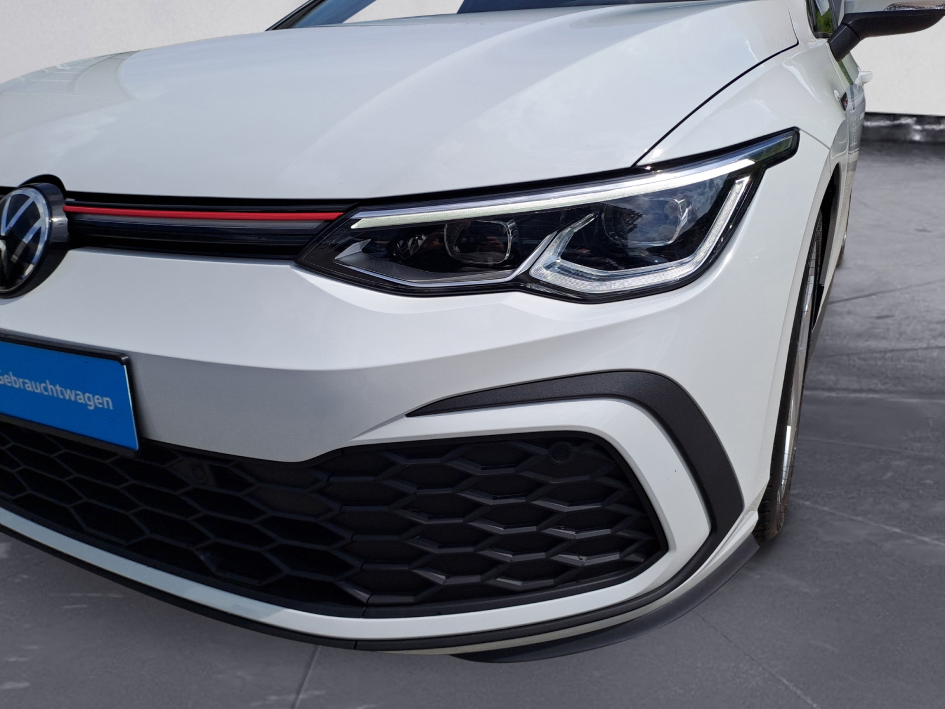 Volkswagen - Golf GTI 2.0 TSI DSG