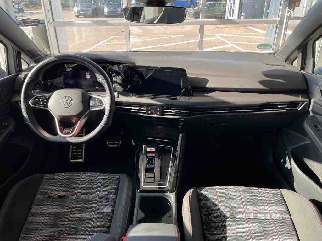 Volkswagen - Golf GTI 2.0 TSI DSG