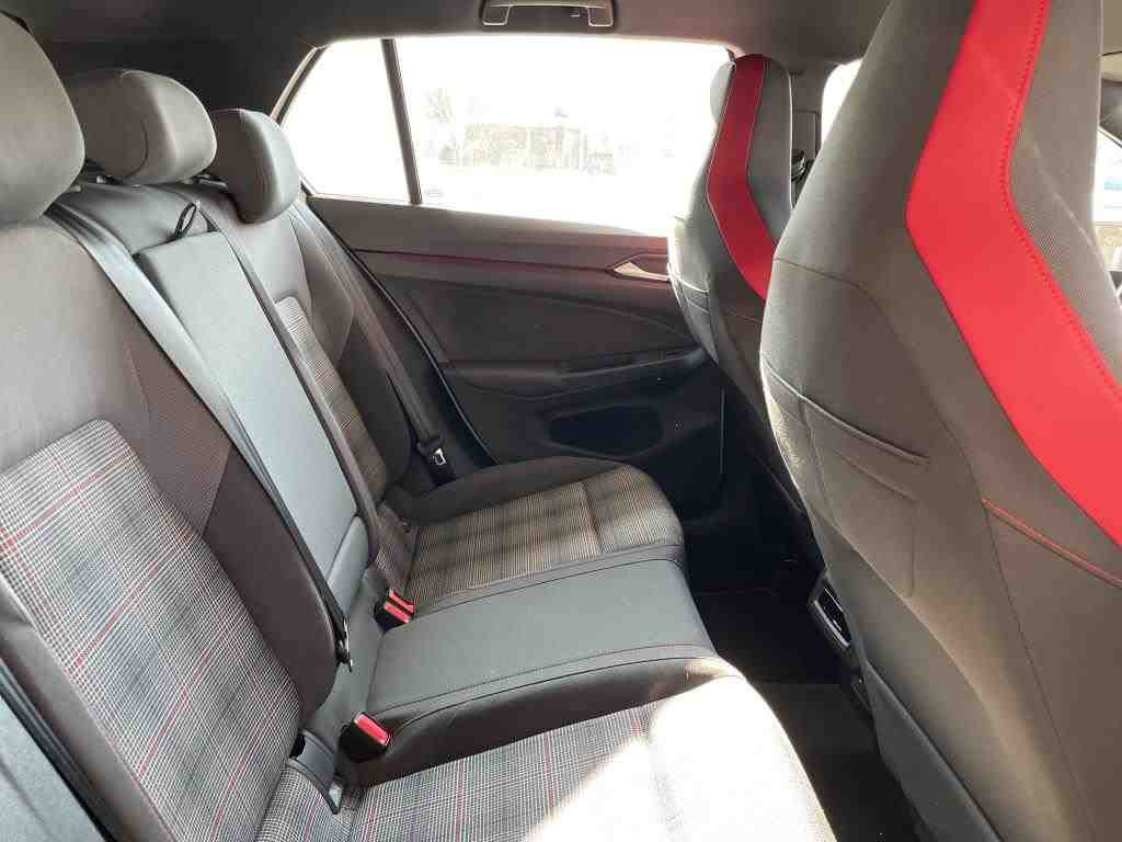 Volkswagen - Golf GTI 2.0 TSI DSG