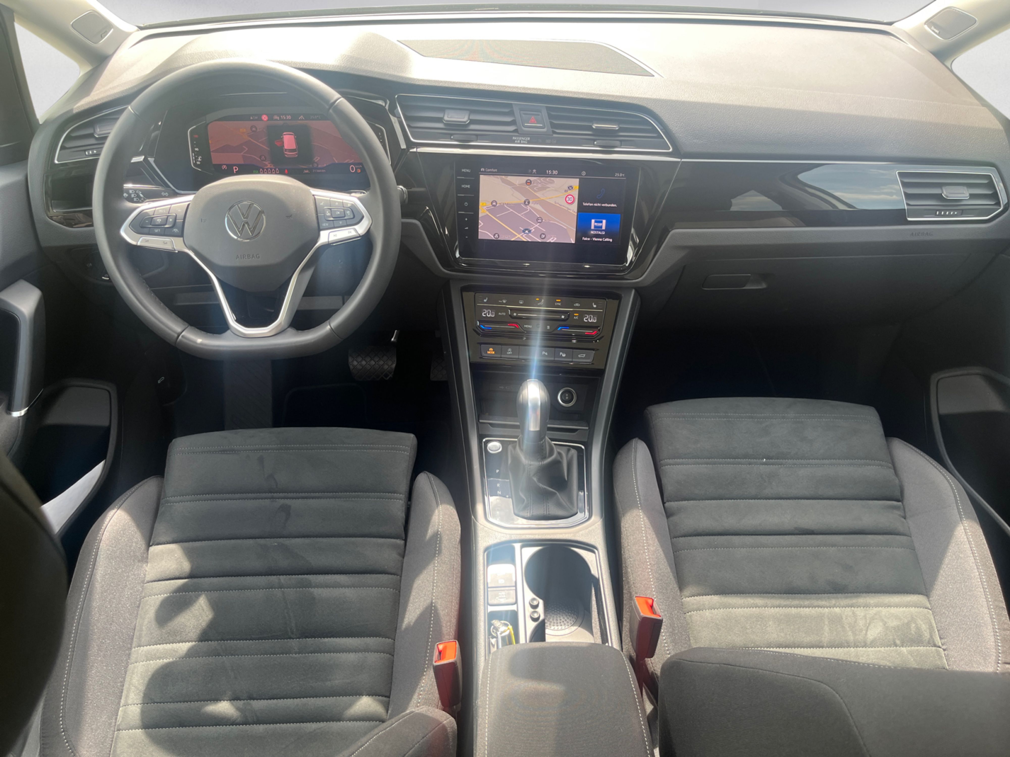 Volkswagen - Touran
