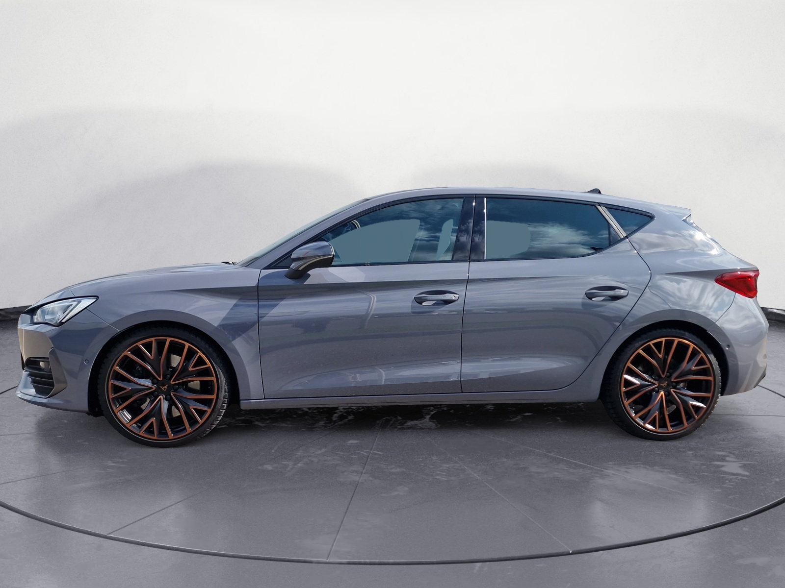 Cupra - Leon 2.0 TSI DSG VZ